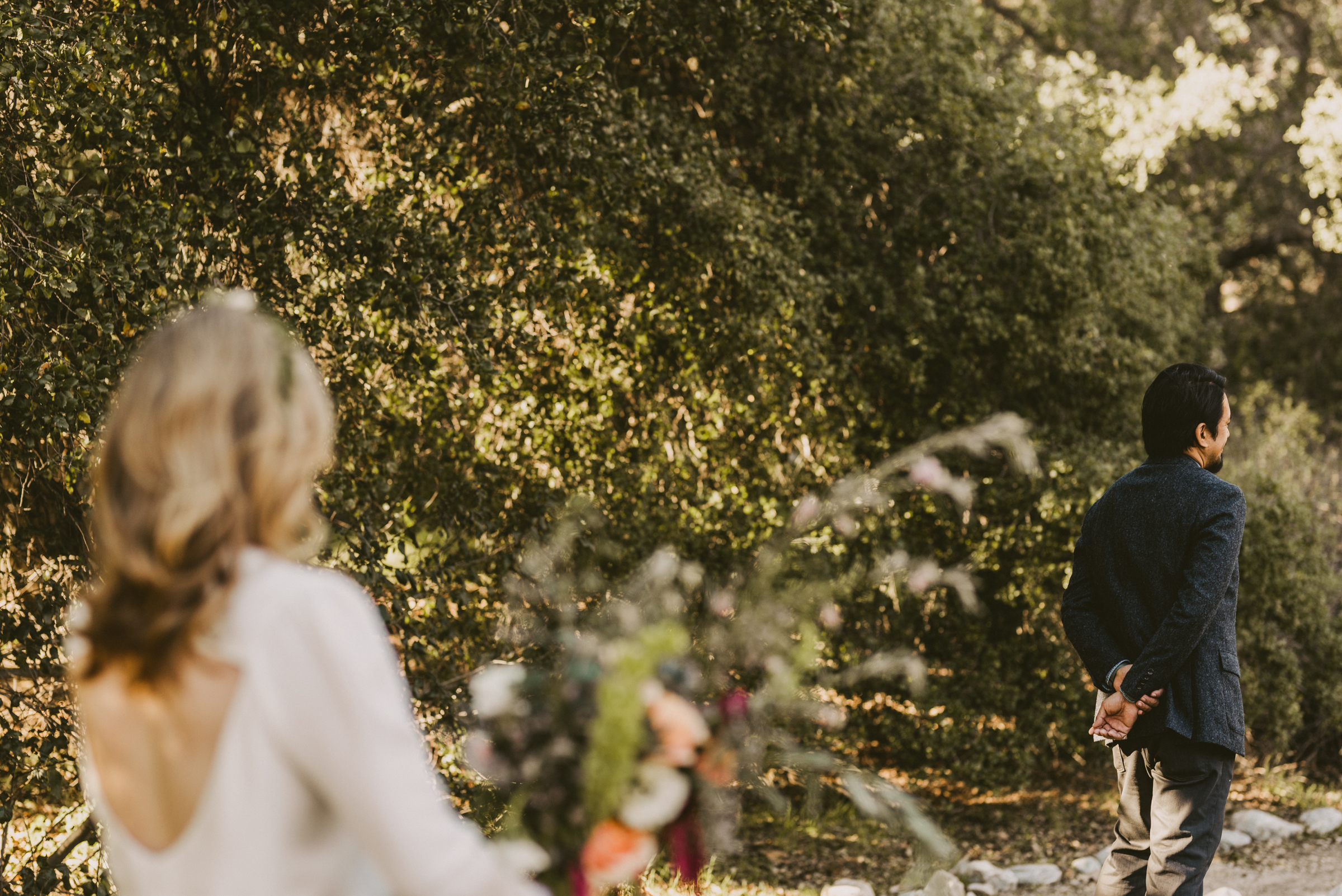 ©Isaiah + Taylor Photography - Intimate Elopement, Eaton Canyon, Los Angeles Wedding Photographer-8.jpg