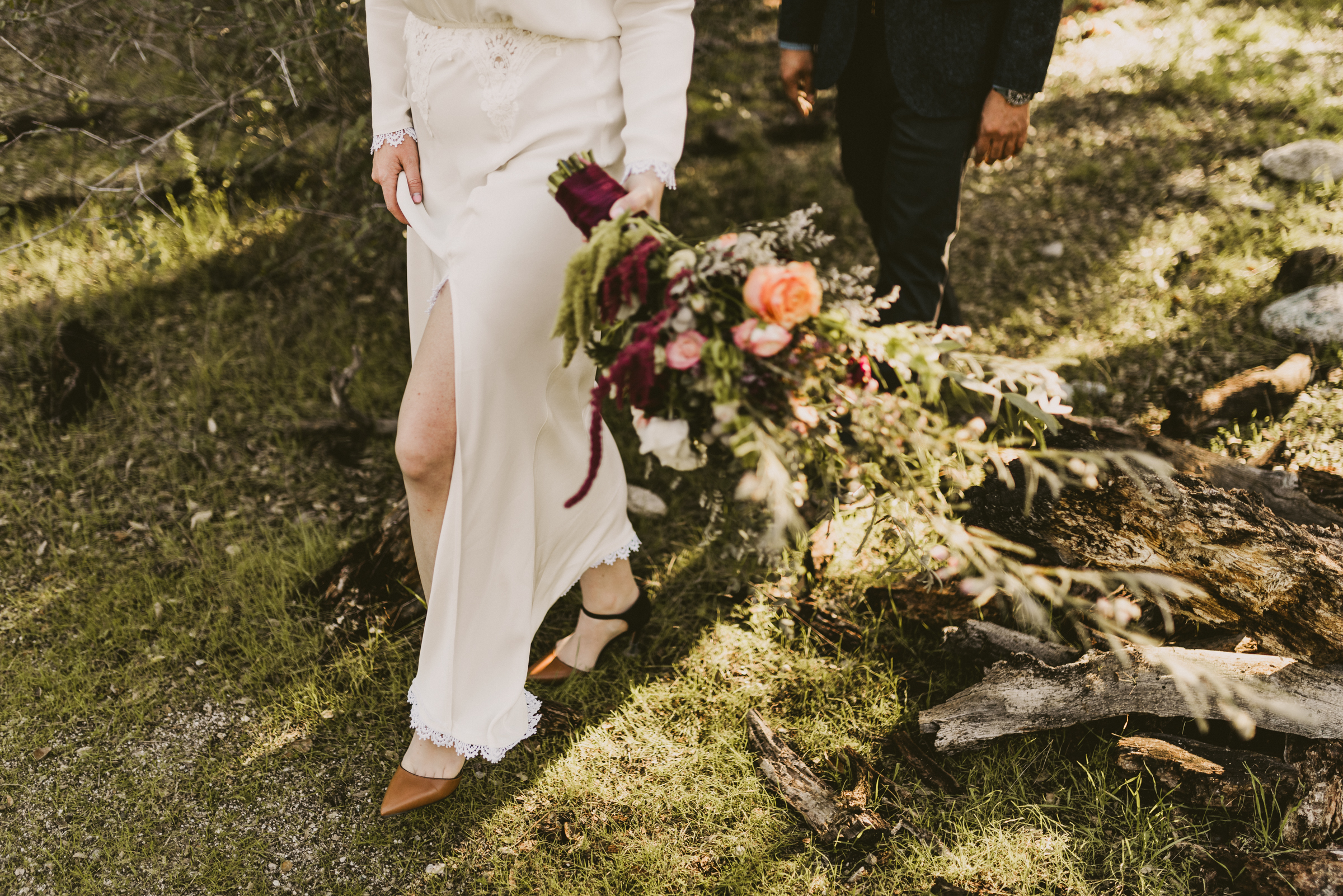 ©Isaiah + Taylor Photography - Intimate Elopement, Eaton Canyon, Los Angeles Wedding Photographer-30.jpg