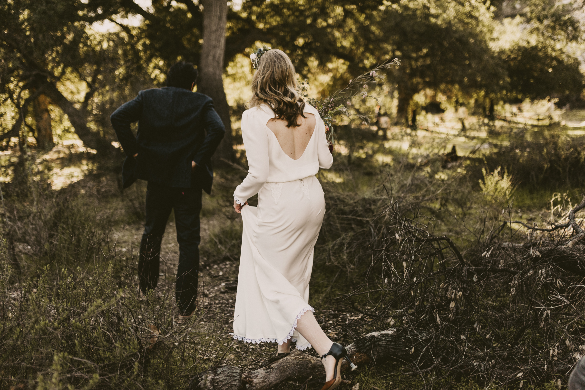 ©Isaiah + Taylor Photography - Intimate Elopement, Eaton Canyon, Los Angeles Wedding Photographer-33.jpg