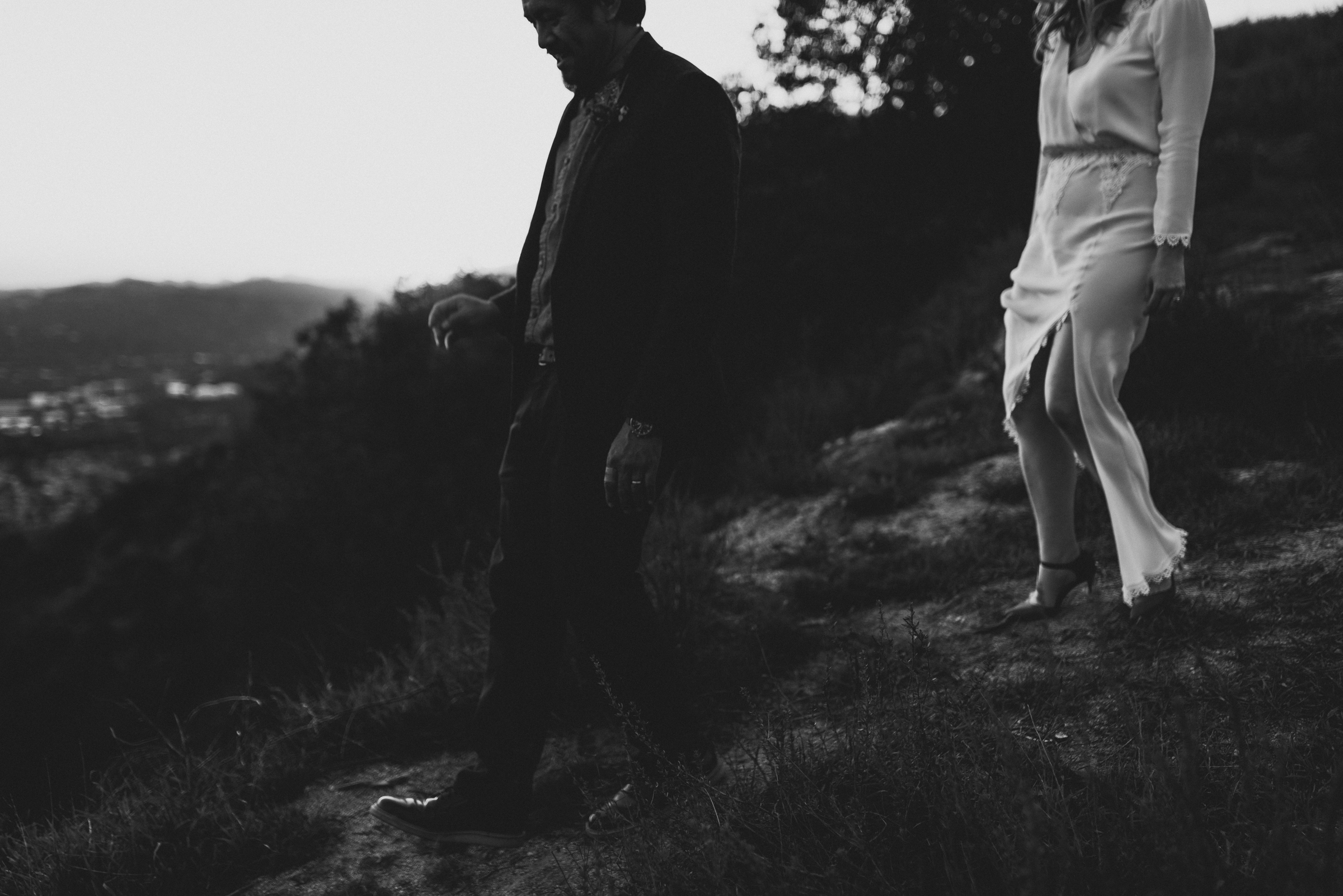 ©Isaiah + Taylor Photography - Intimate Elopement, Eaton Canyon, Los Angeles Wedding Photographer-112.jpg