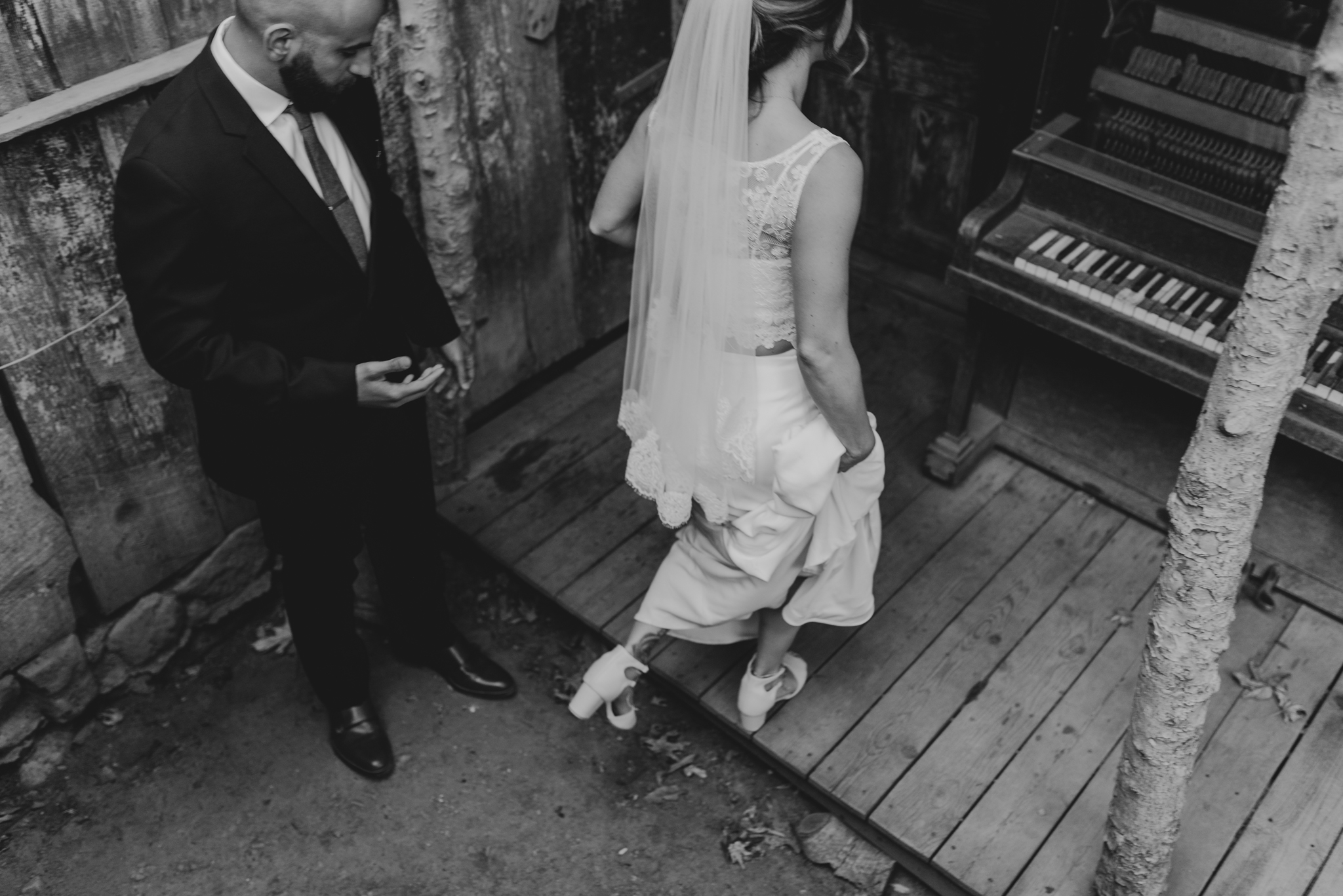 © Isaiah + Taylor Photography - Cold Spring Tavern Wedding - Santa Barbara Destination Wedding Photographer-062.jpg