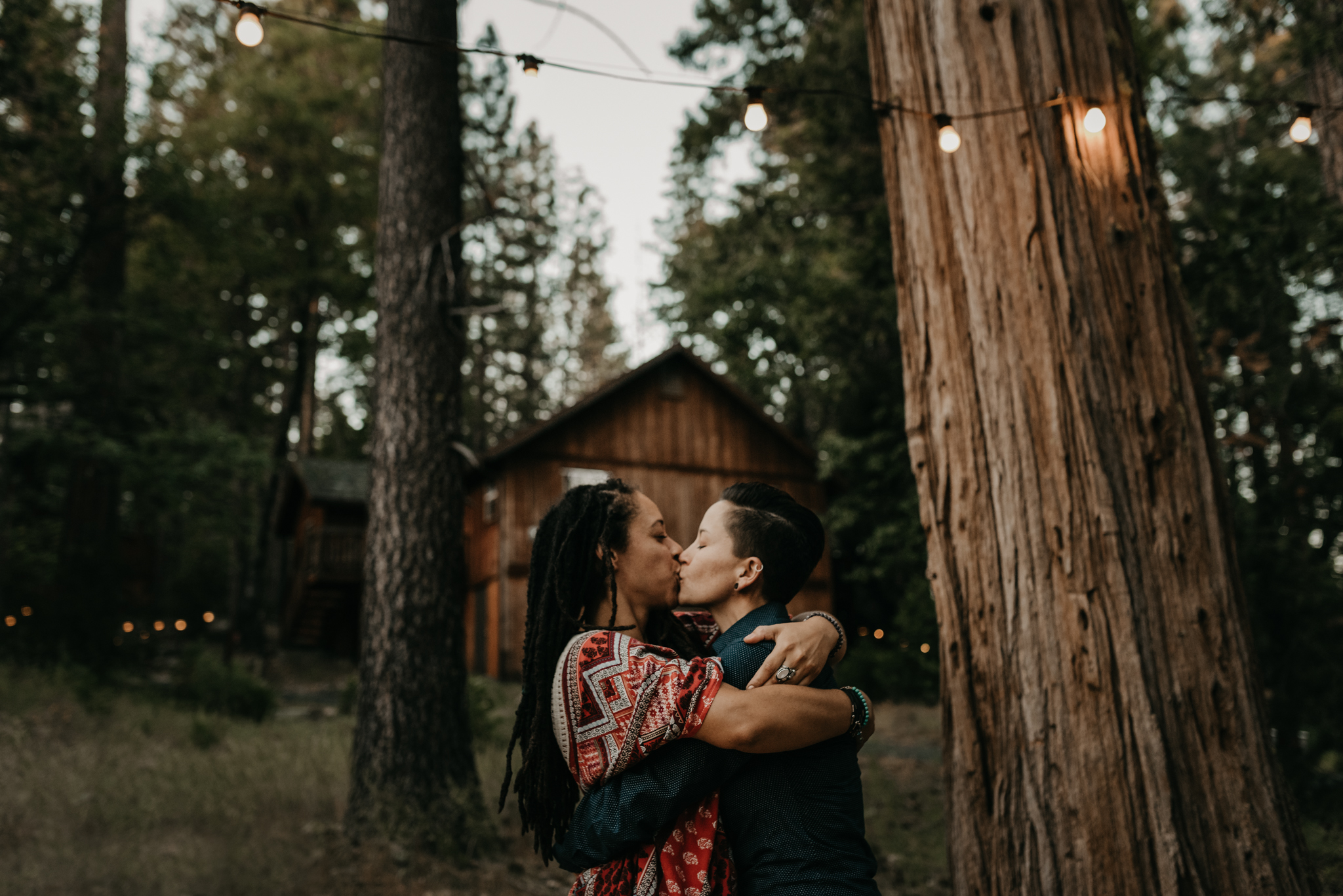 © Isaiah + Taylor Photography - Evergreen Lodge Destination Yoesmite Wedding - Los Angeles Wedding Photographer-009.jpg