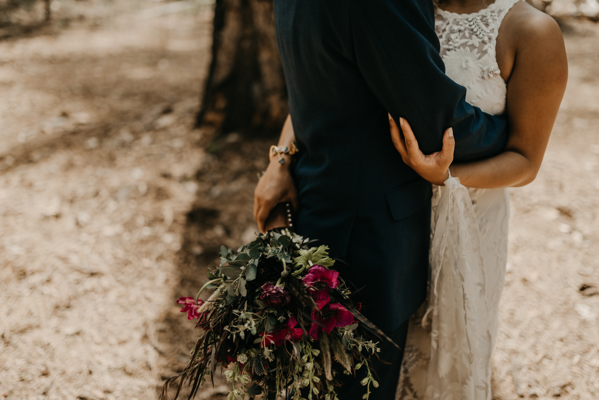© Isaiah + Taylor Photography - Evergreen Lodge Destination Yoesmite Wedding - Los Angeles Wedding Photographer-087.jpg