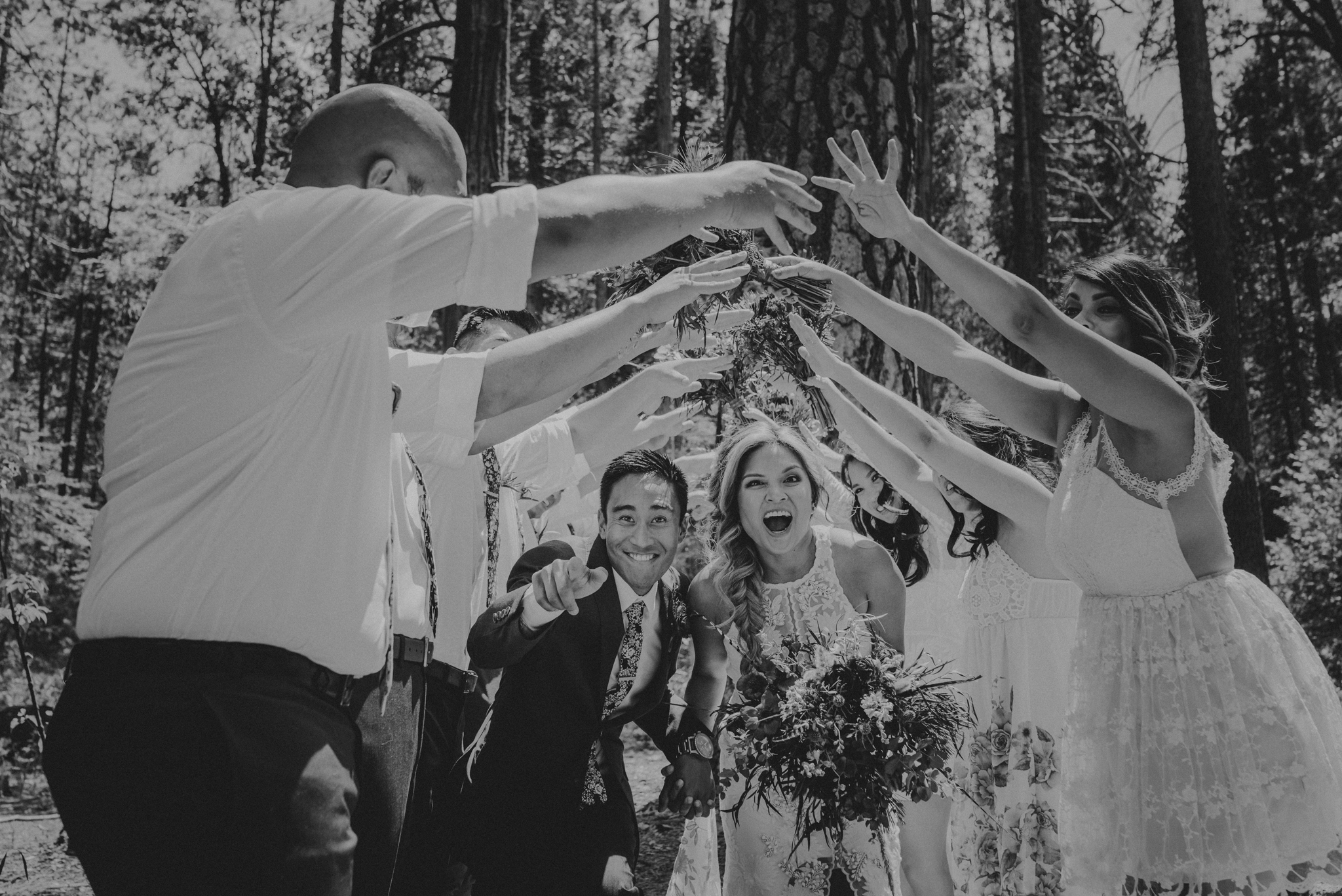© Isaiah + Taylor Photography - Evergreen Lodge Destination Yoesmite Wedding - Los Angeles Wedding Photographer-099.jpg