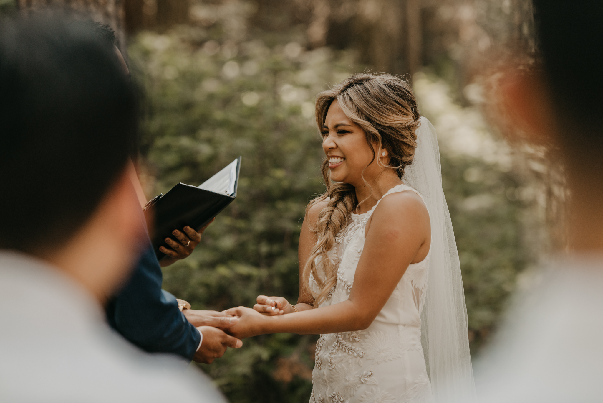 © Isaiah + Taylor Photography - Evergreen Lodge Destination Yoesmite Wedding - Los Angeles Wedding Photographer-114.jpg