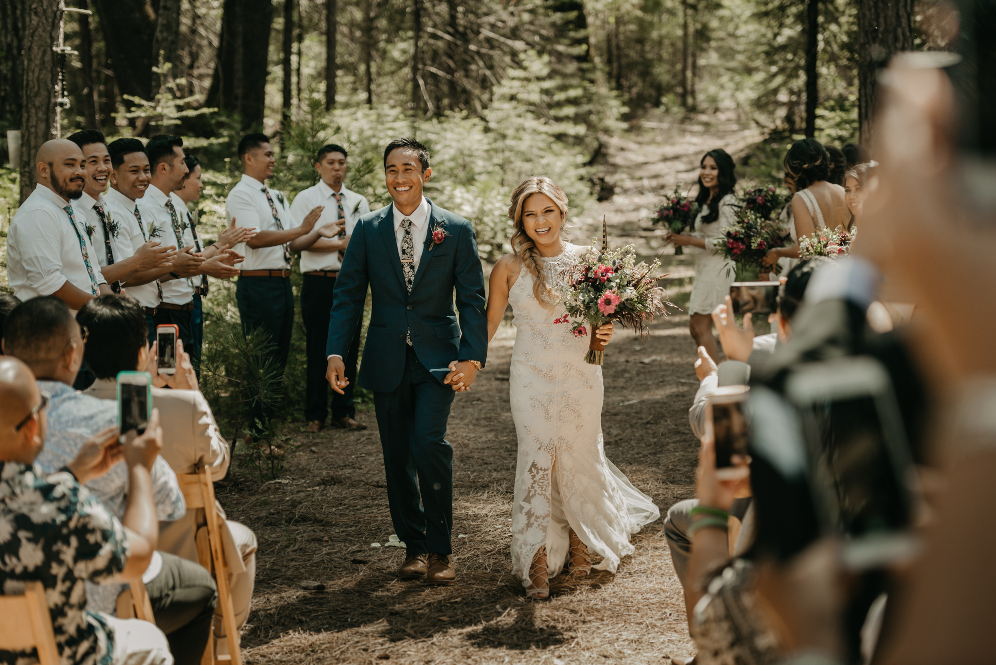 © Isaiah + Taylor Photography - Evergreen Lodge Destination Yoesmite Wedding - Los Angeles Wedding Photographer-121.jpg