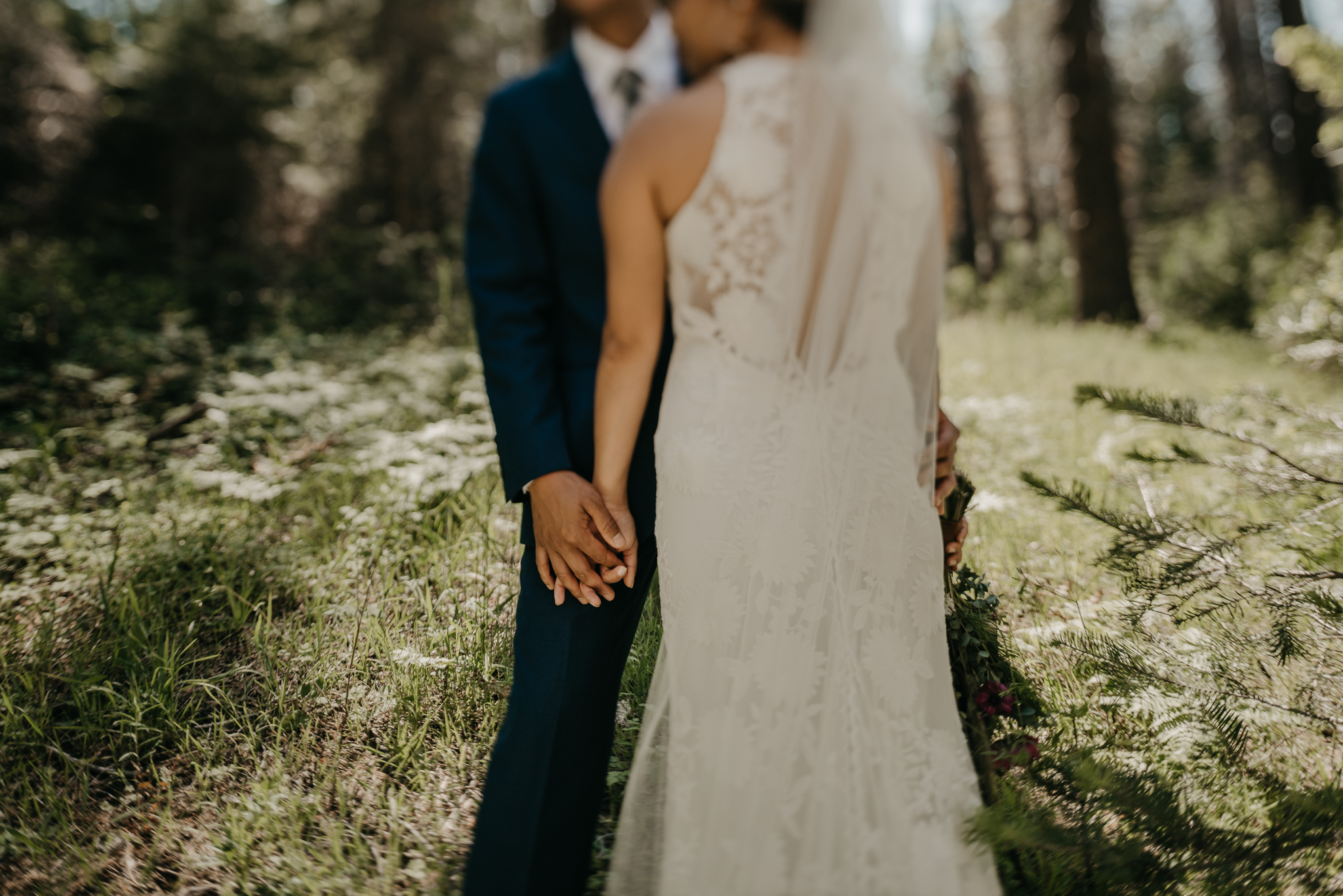© Isaiah + Taylor Photography - Evergreen Lodge Destination Yoesmite Wedding - Los Angeles Wedding Photographer-142.jpg