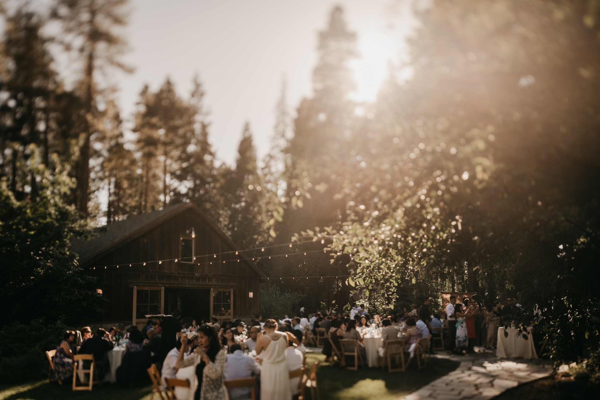 © Isaiah + Taylor Photography - Evergreen Lodge Destination Yoesmite Wedding - Los Angeles Wedding Photographer-161.jpg
