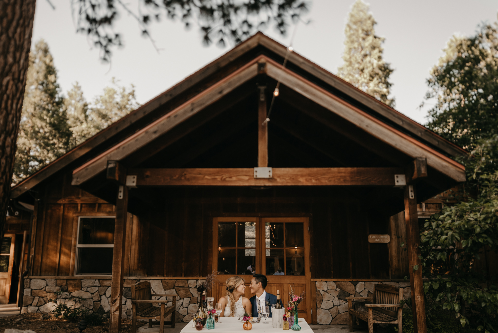 © Isaiah + Taylor Photography - Evergreen Lodge Destination Yoesmite Wedding - Los Angeles Wedding Photographer-167.jpg