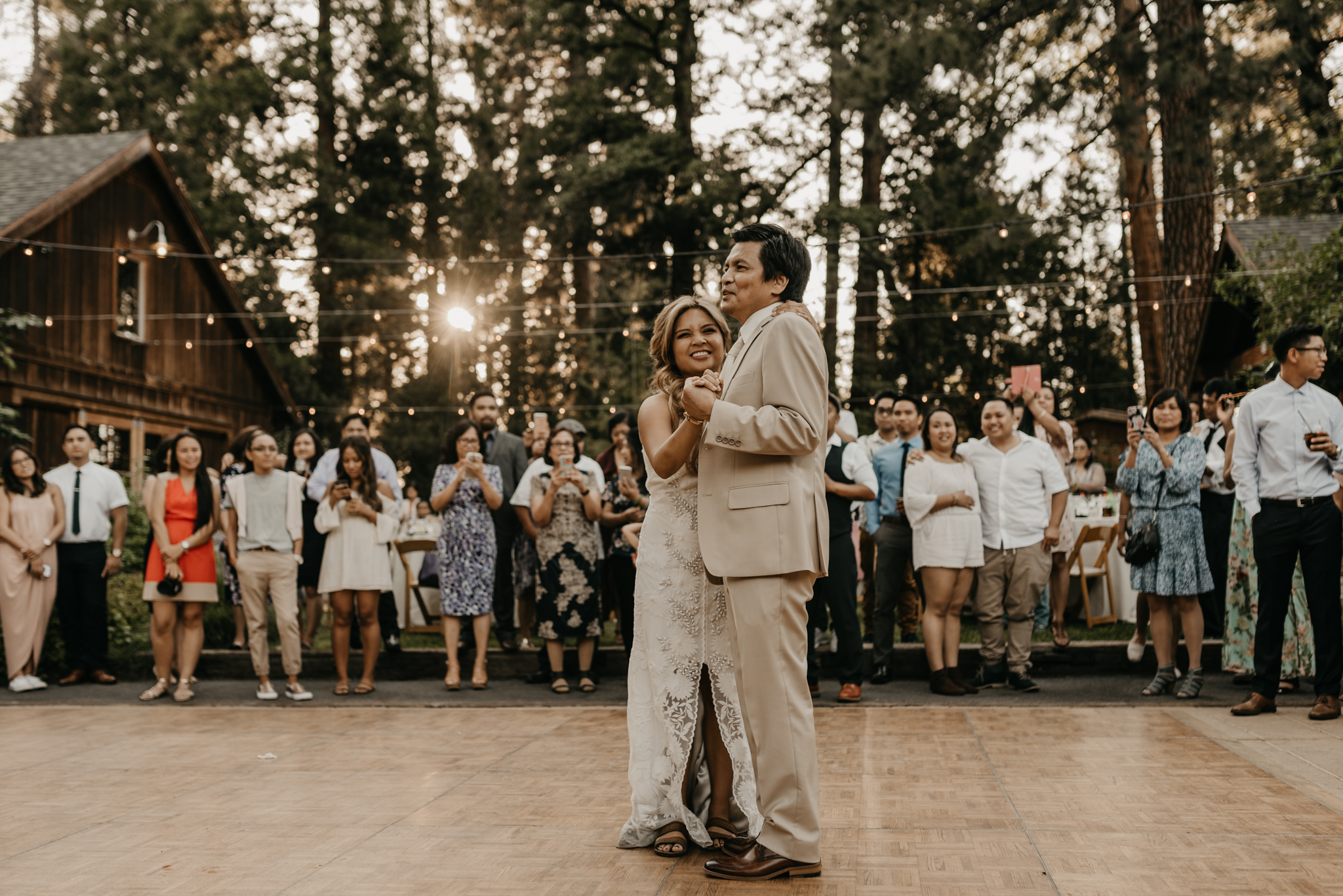 © Isaiah + Taylor Photography - Evergreen Lodge Destination Yoesmite Wedding - Los Angeles Wedding Photographer-192.jpg