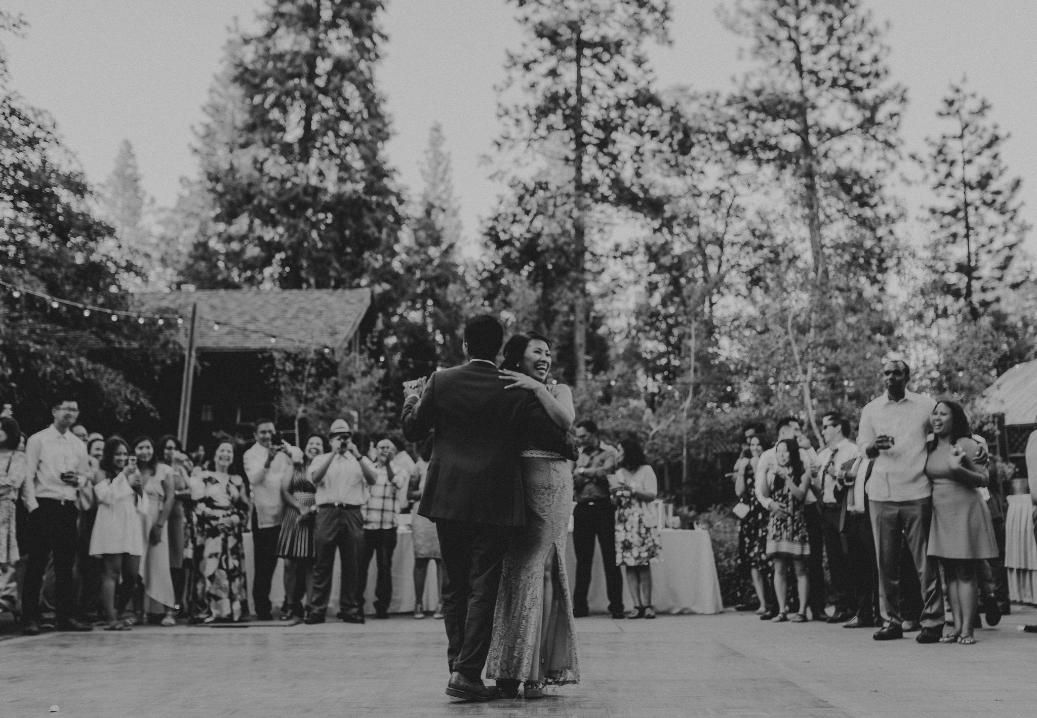 © Isaiah + Taylor Photography - Evergreen Lodge Destination Yoesmite Wedding - Los Angeles Wedding Photographer-197.jpg