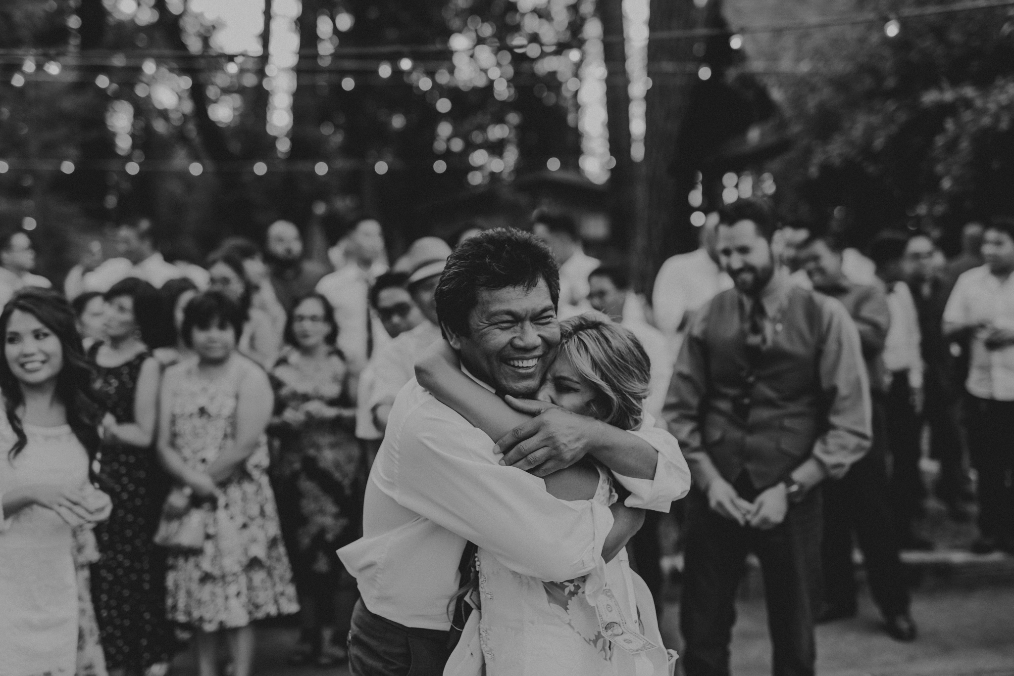 © Isaiah + Taylor Photography - Evergreen Lodge Destination Yoesmite Wedding - Los Angeles Wedding Photographer-203.jpg