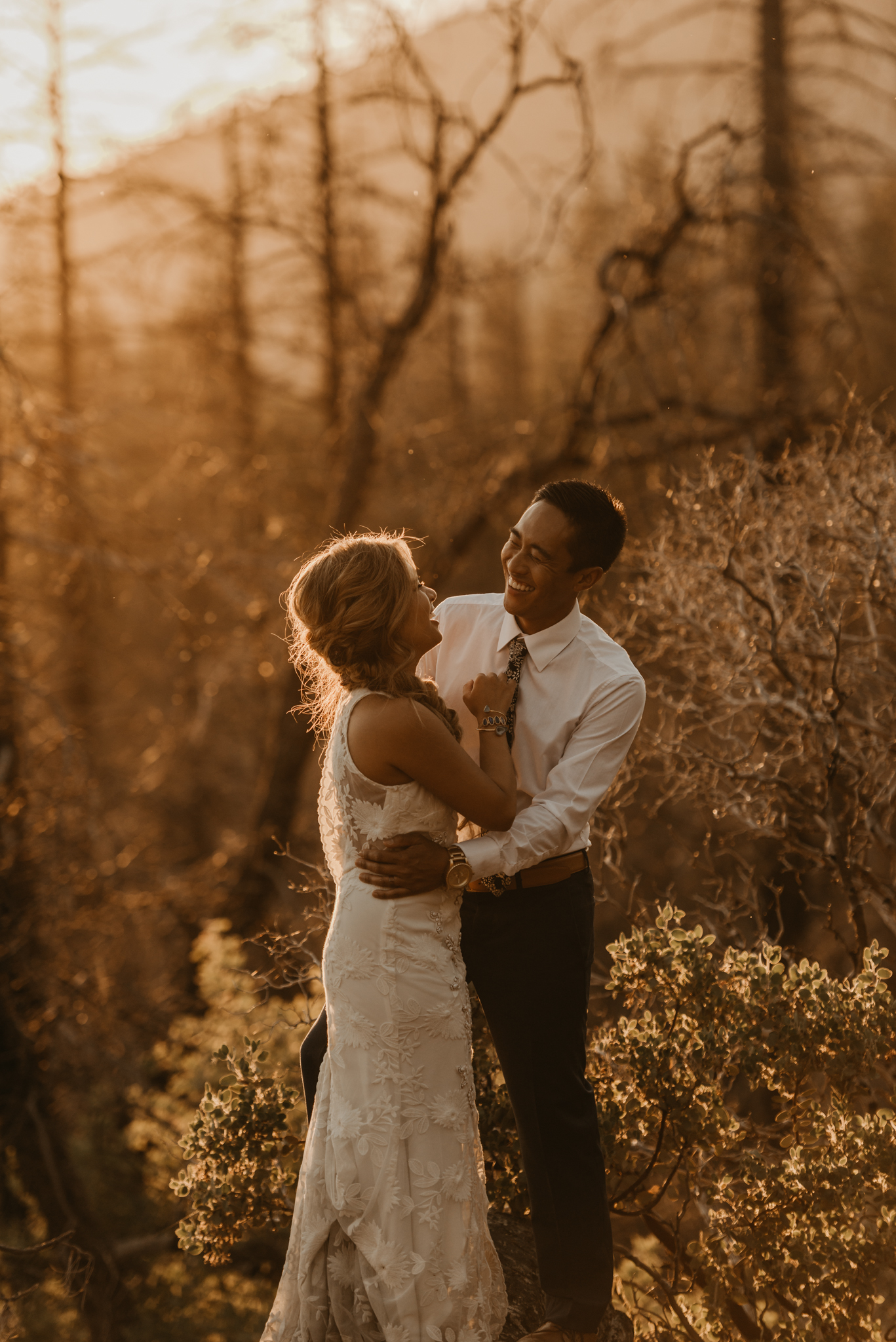 © Isaiah + Taylor Photography - Evergreen Lodge Destination Yoesmite Wedding - Los Angeles Wedding Photographer-216.jpg