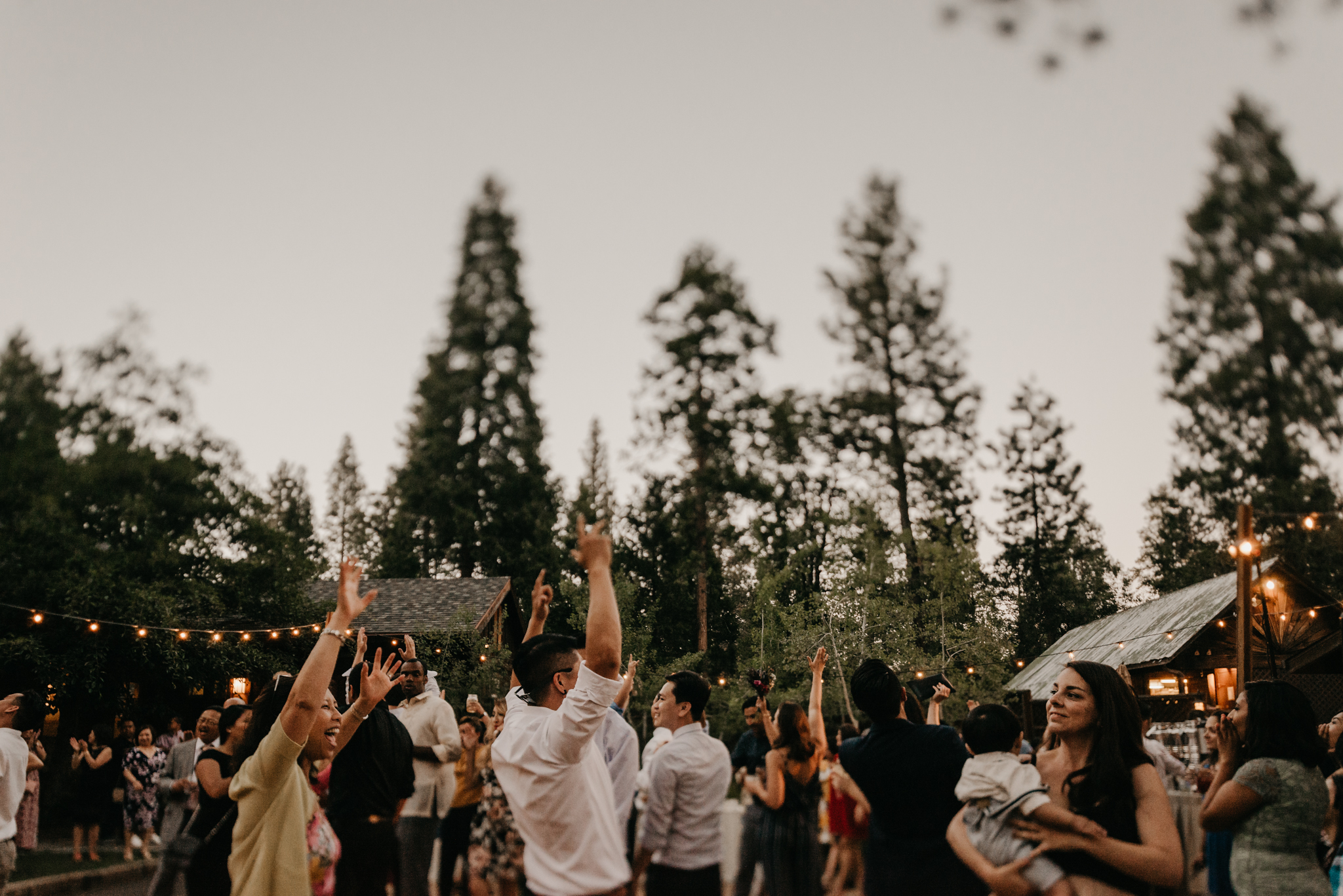 © Isaiah + Taylor Photography - Evergreen Lodge Destination Yoesmite Wedding - Los Angeles Wedding Photographer-234.jpg