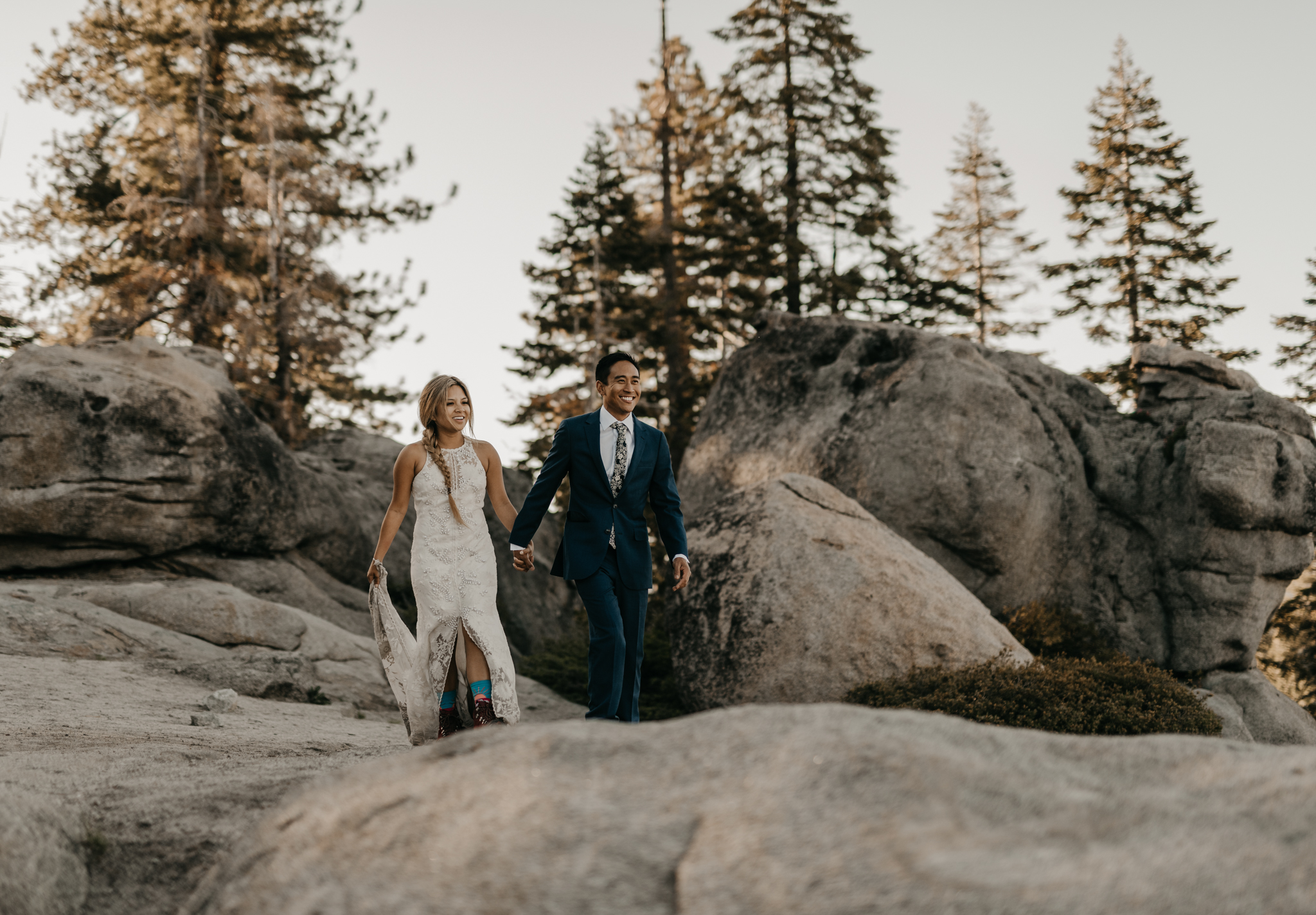 © Isaiah + Taylor Photography - Yosemite Nationanl Park Elopement Photographer - Evergreen Lodge Wedding-007.jpg