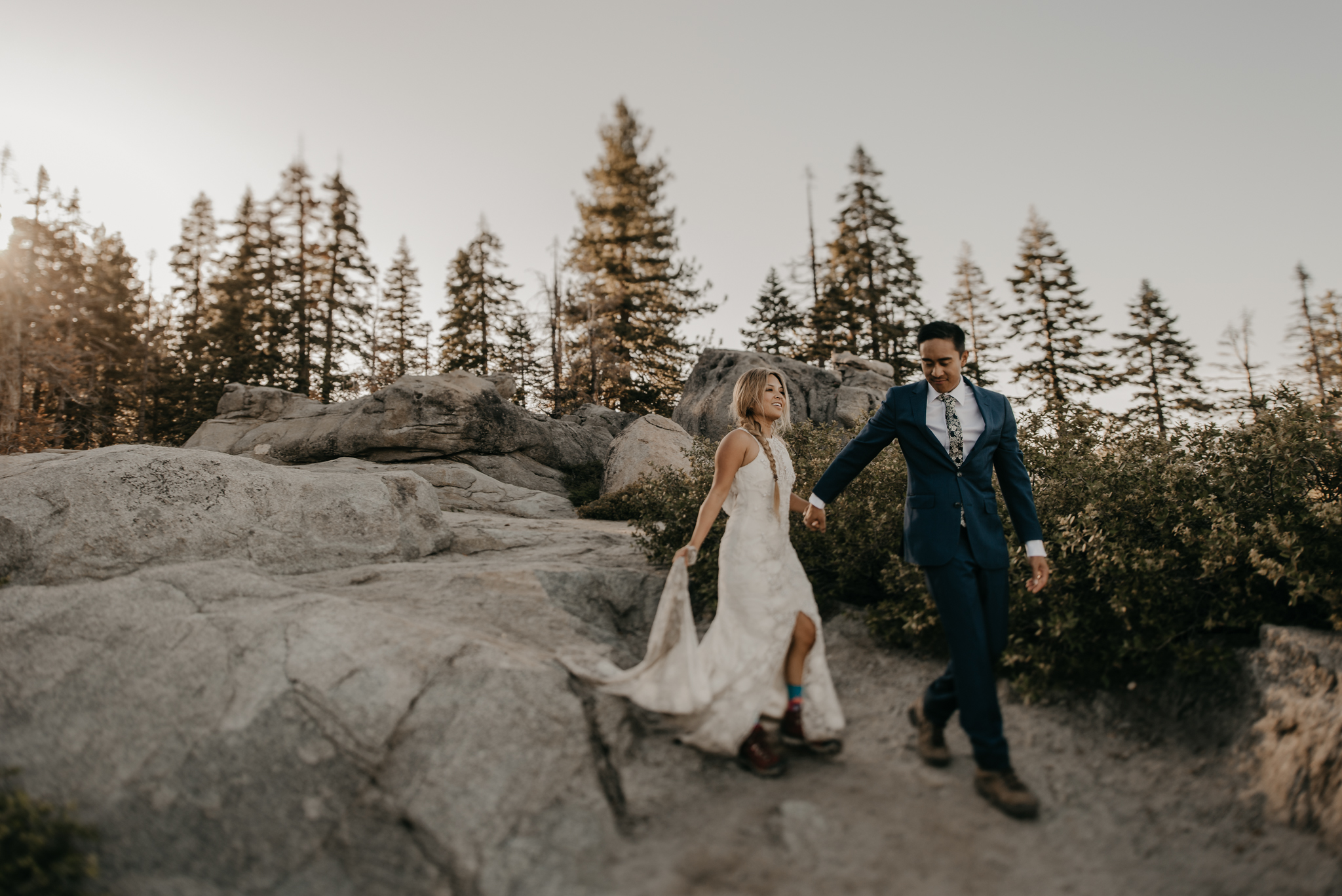 © Isaiah + Taylor Photography - Yosemite Nationanl Park Elopement Photographer - Evergreen Lodge Wedding-009.jpg