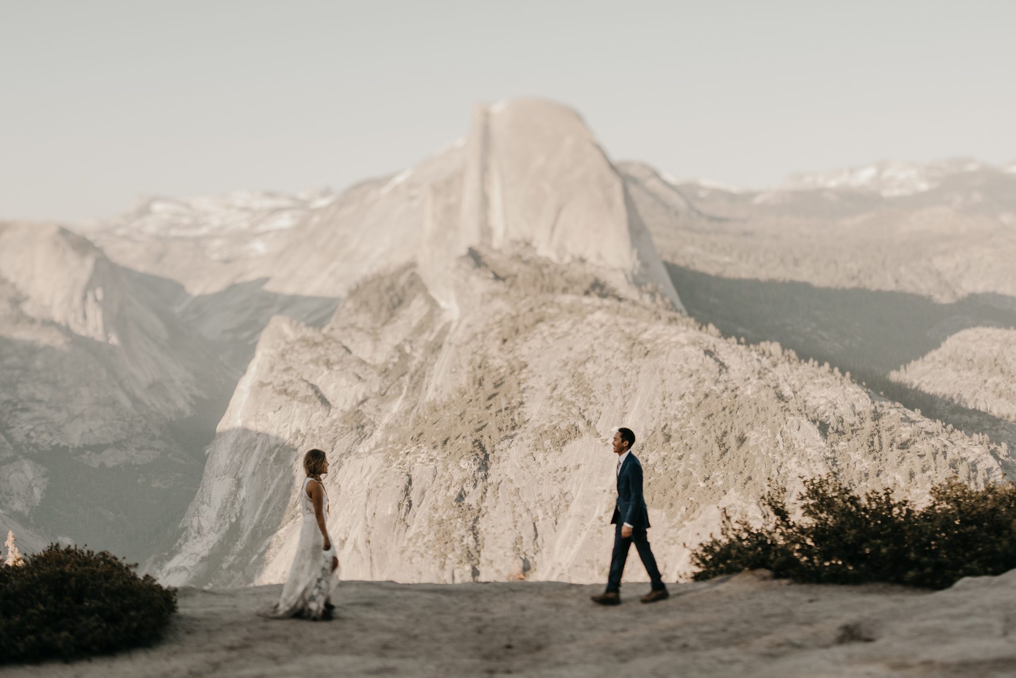 © Isaiah + Taylor Photography - Yosemite Nationanl Park Elopement Photographer - Evergreen Lodge Wedding-015.jpg