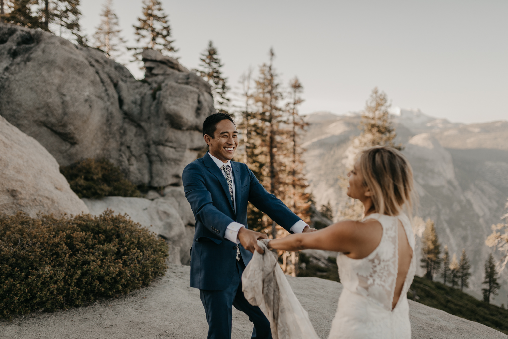 © Isaiah + Taylor Photography - Yosemite Nationanl Park Elopement Photographer - Evergreen Lodge Wedding-018.jpg