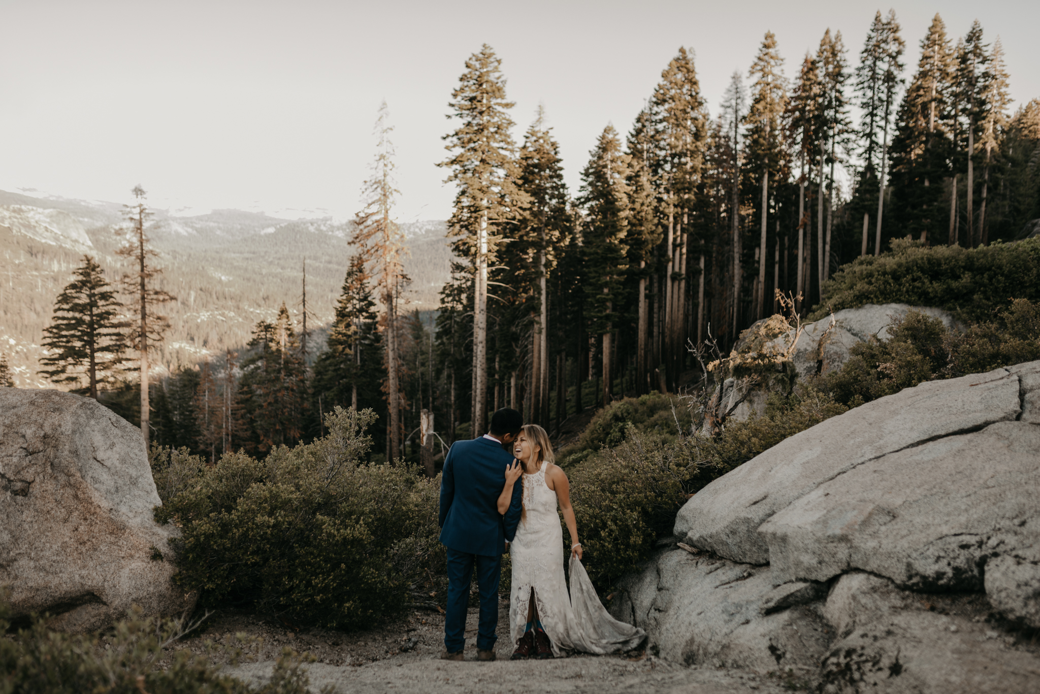 © Isaiah + Taylor Photography - Yosemite Nationanl Park Elopement Photographer - Evergreen Lodge Wedding-023.jpg