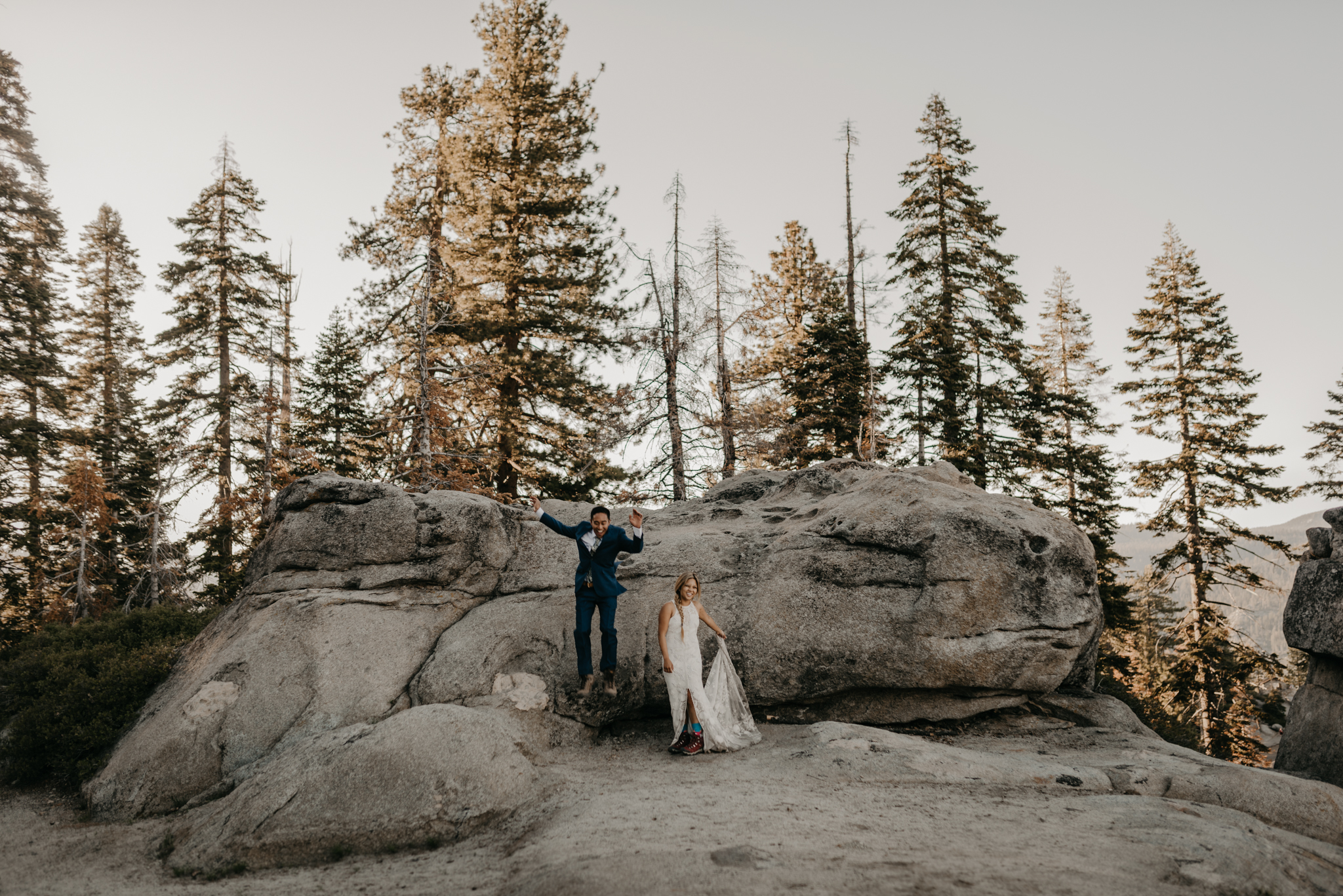 © Isaiah + Taylor Photography - Yosemite Nationanl Park Elopement Photographer - Evergreen Lodge Wedding-029.jpg