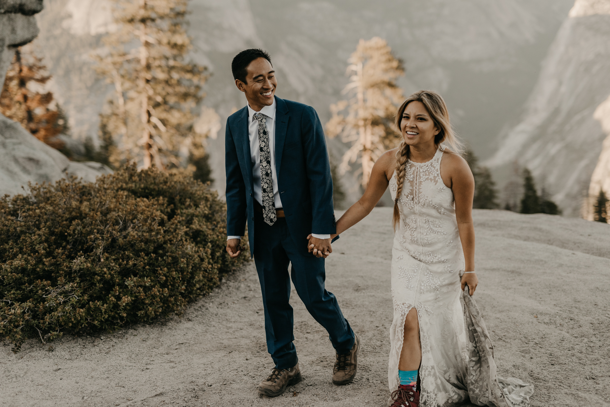 © Isaiah + Taylor Photography - Yosemite Nationanl Park Elopement Photographer - Evergreen Lodge Wedding-045.jpg