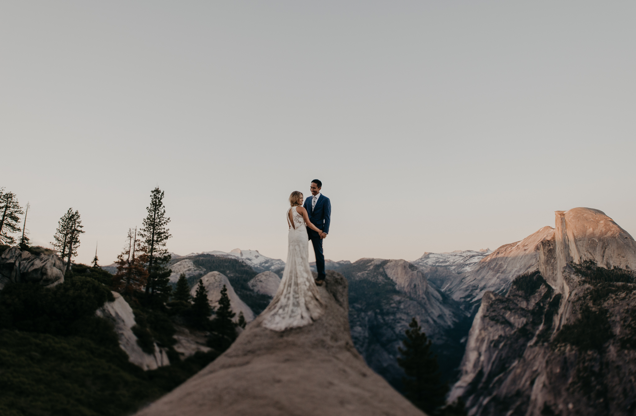 © Isaiah + Taylor Photography - Yosemite Nationanl Park Elopement Photographer - Evergreen Lodge Wedding-060.jpg