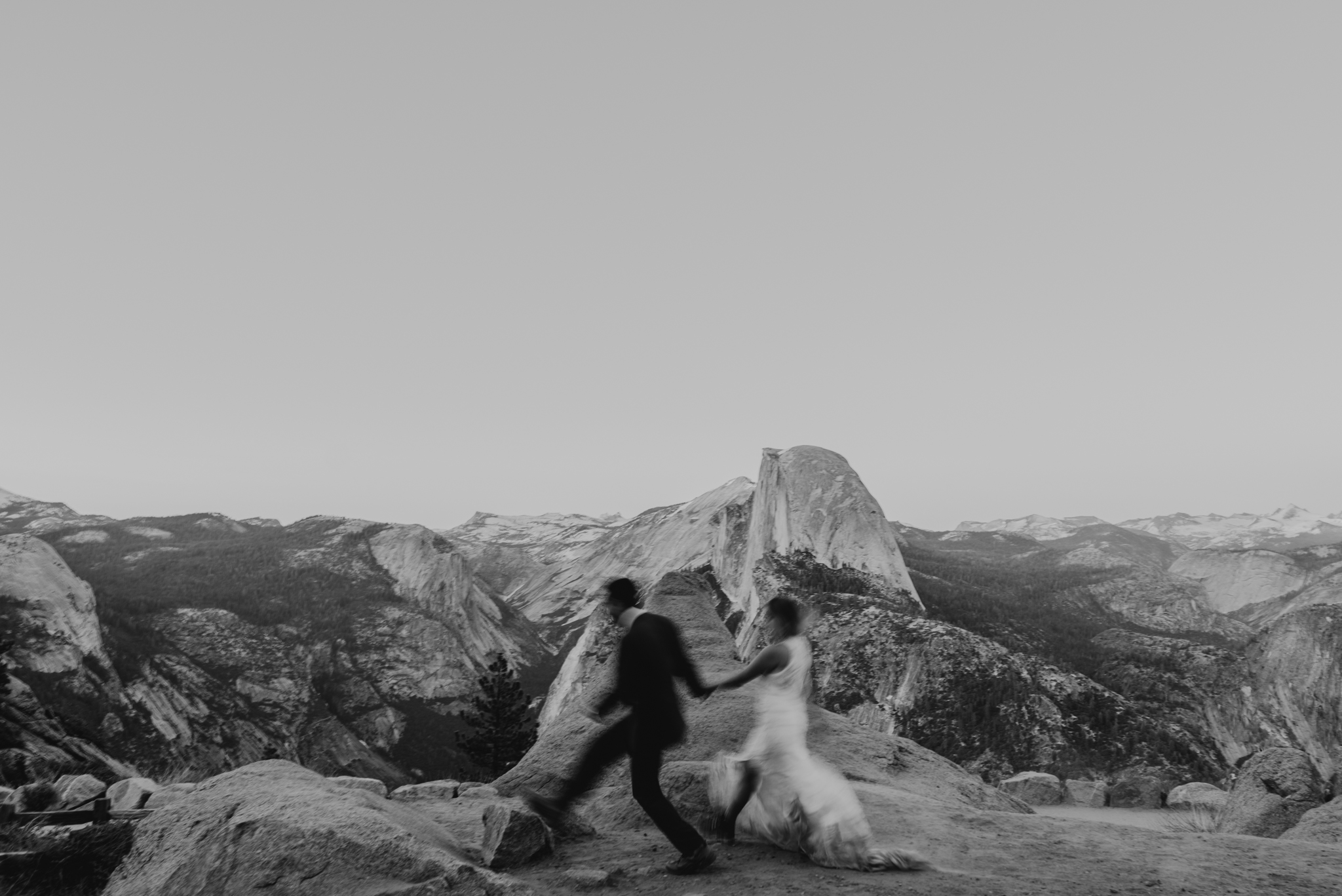 © Isaiah + Taylor Photography - Yosemite Nationanl Park Elopement Photographer - Evergreen Lodge Wedding-071.jpg