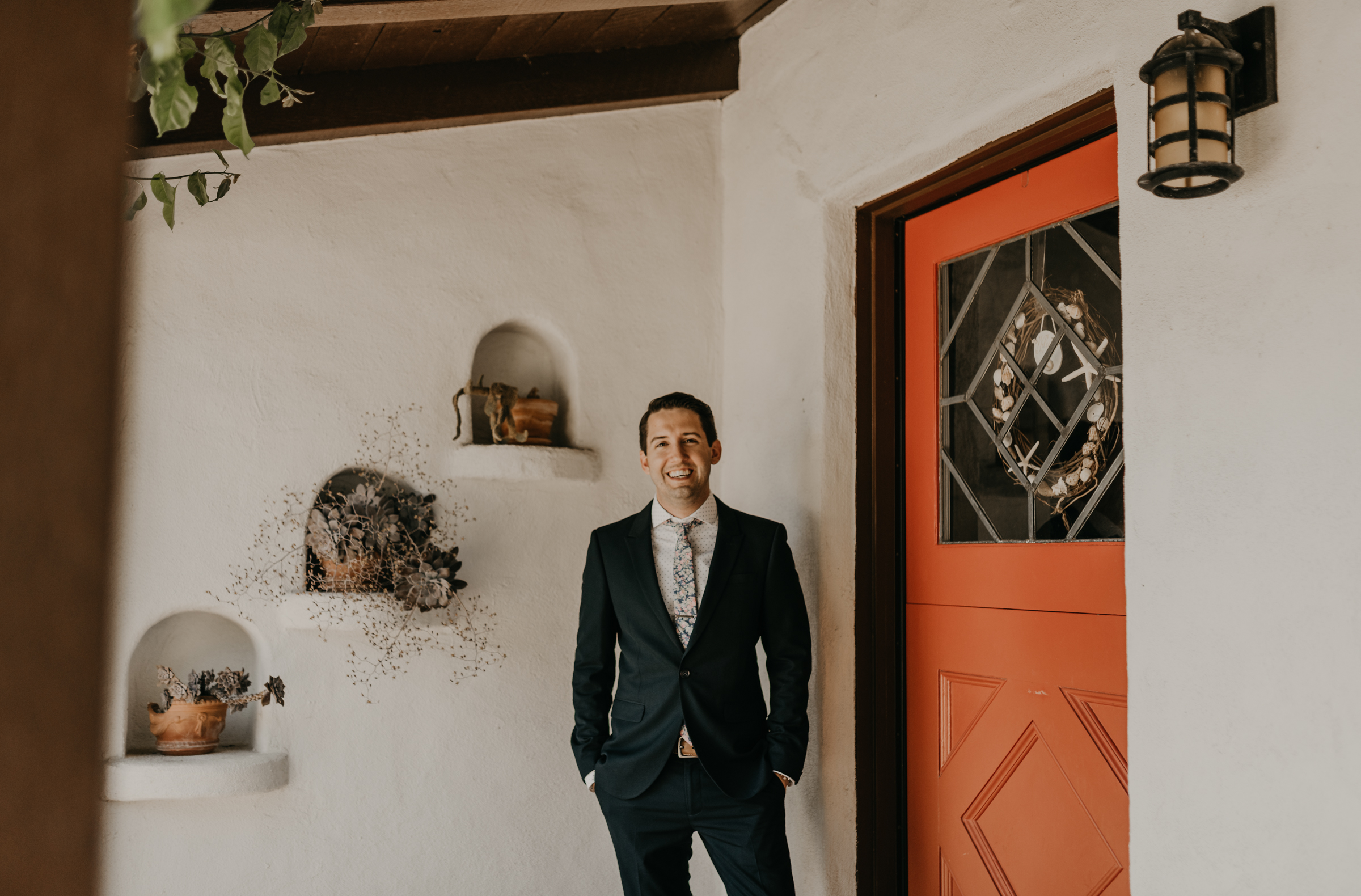 © Isaiah + Taylor Photography - San Clemente Historic Cottage Laid-Back Wedding-007.jpg