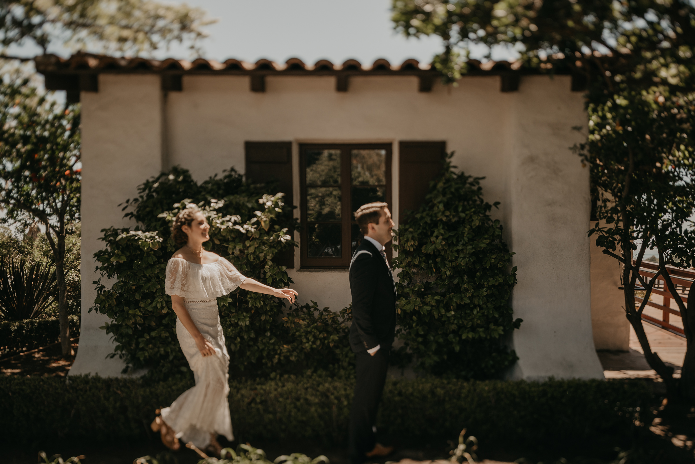 © Isaiah + Taylor Photography - San Clemente Historic Cottage Laid-Back Wedding-018.jpg