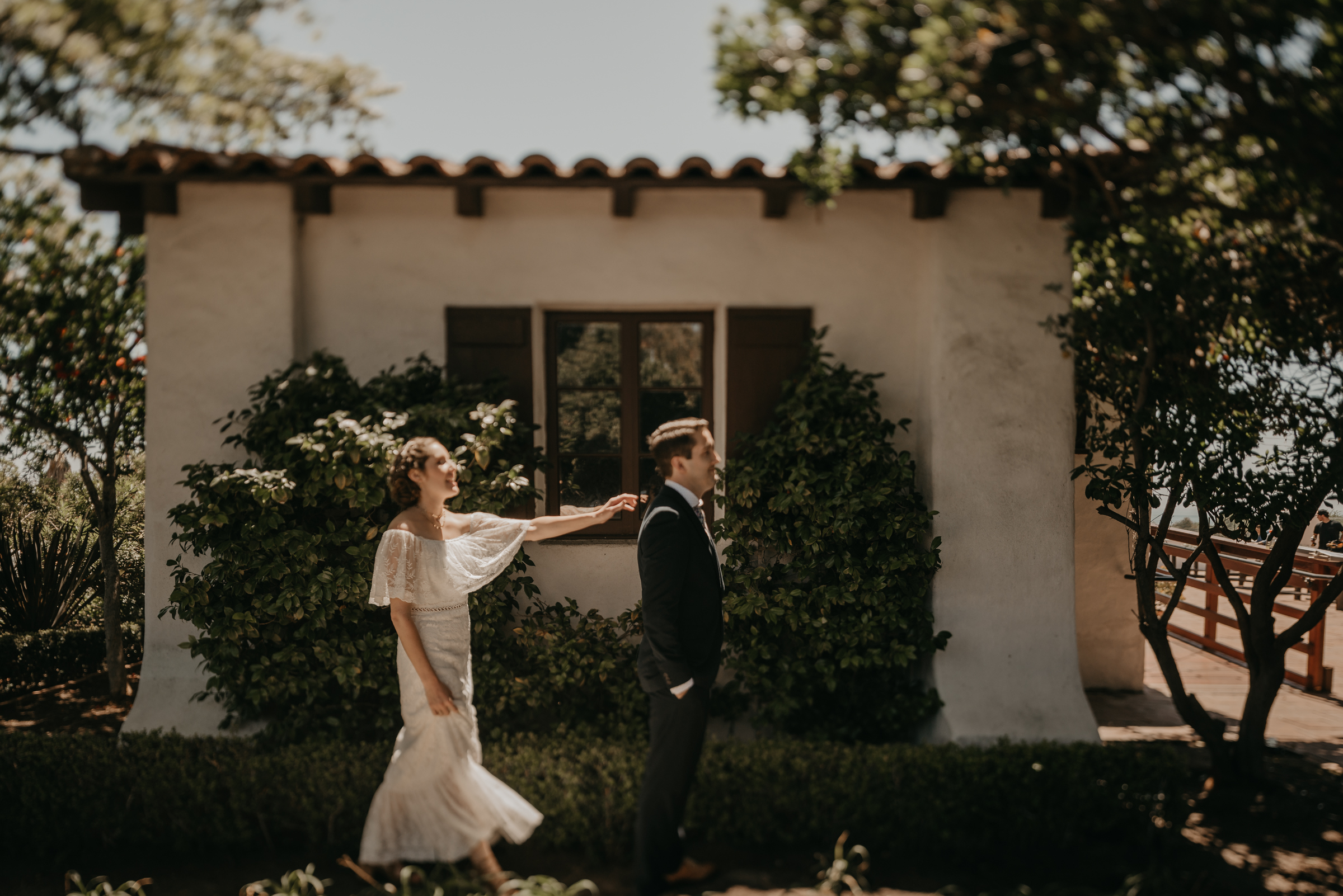 © Isaiah + Taylor Photography - San Clemente Historic Cottage Laid-Back Wedding-019.jpg