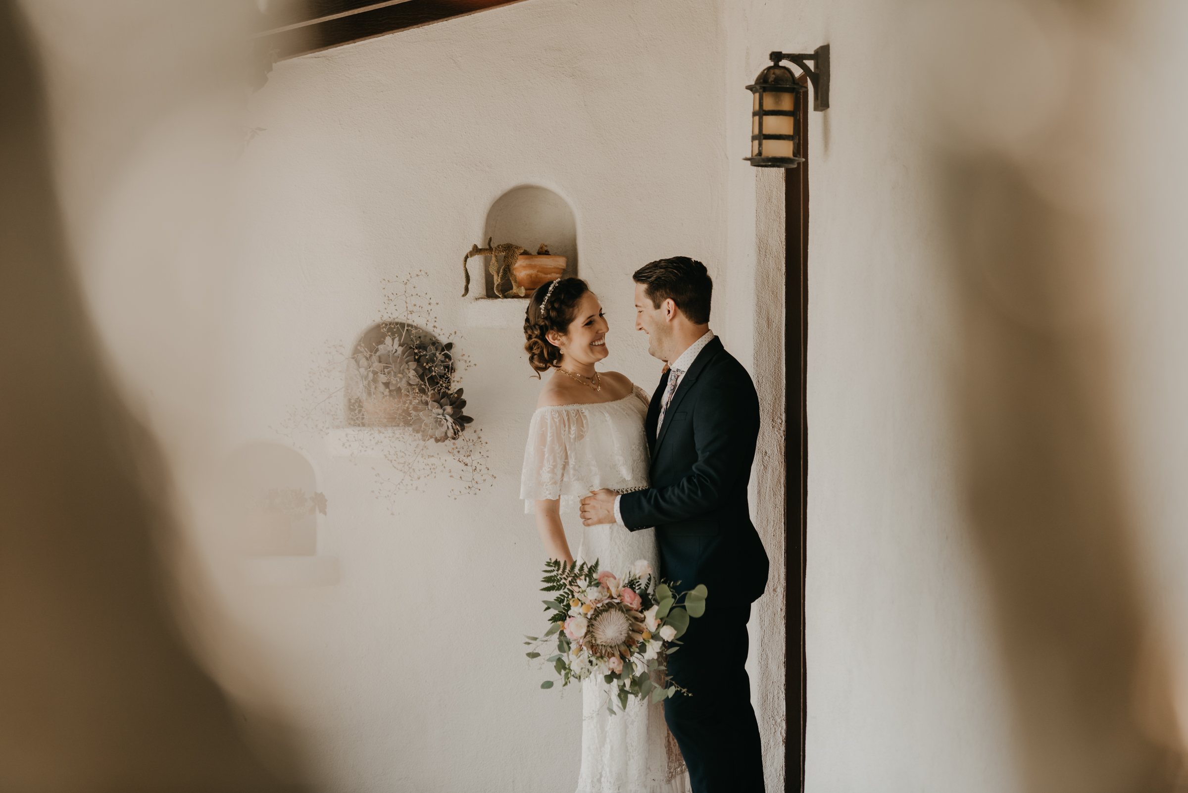 © Isaiah + Taylor Photography - San Clemente Historic Cottage Laid-Back Wedding-032.jpg
