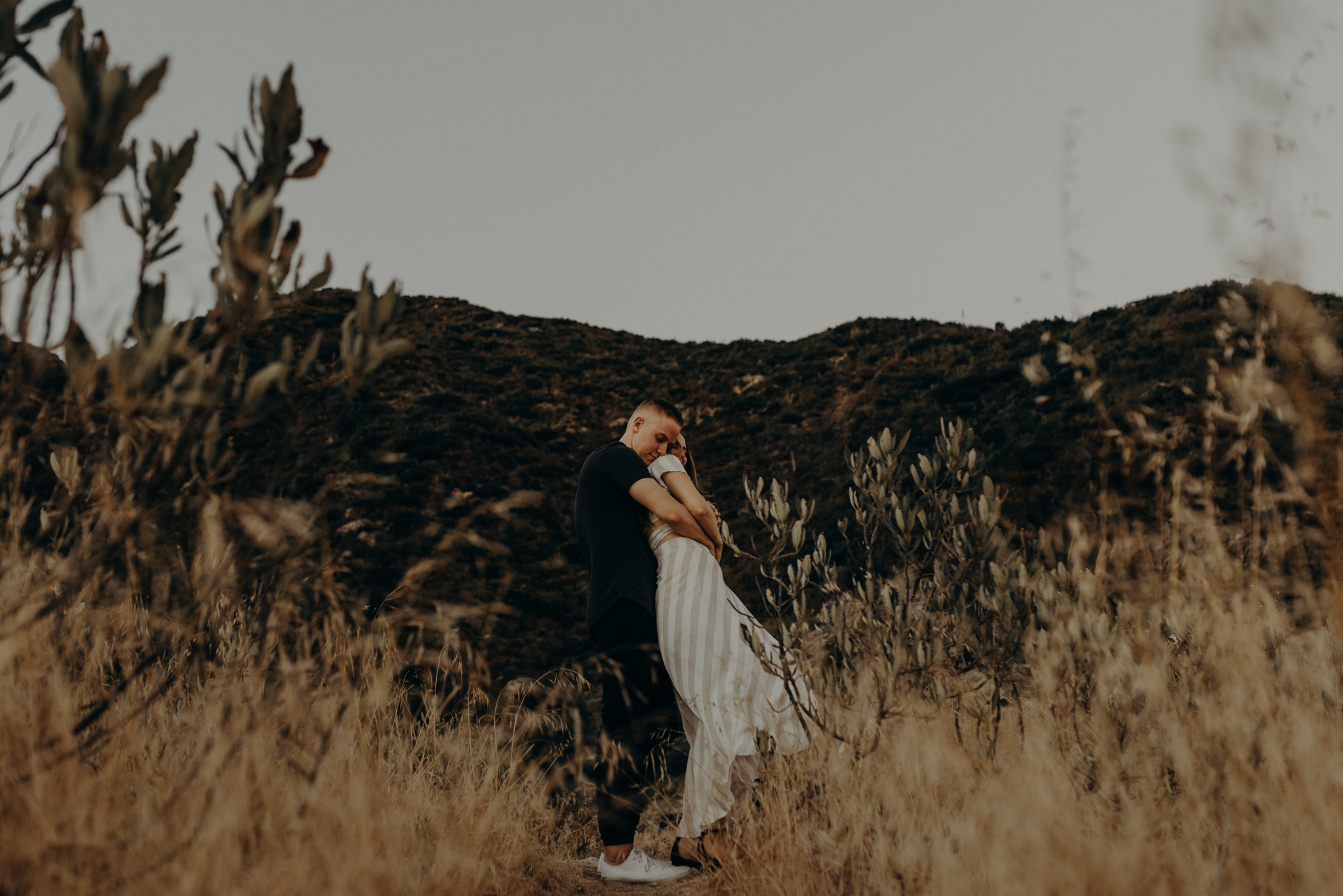 Isaiah + Taylor Photography - Los Angeles Forest Engagement Session - Laid back wedding photographer-027.jpg