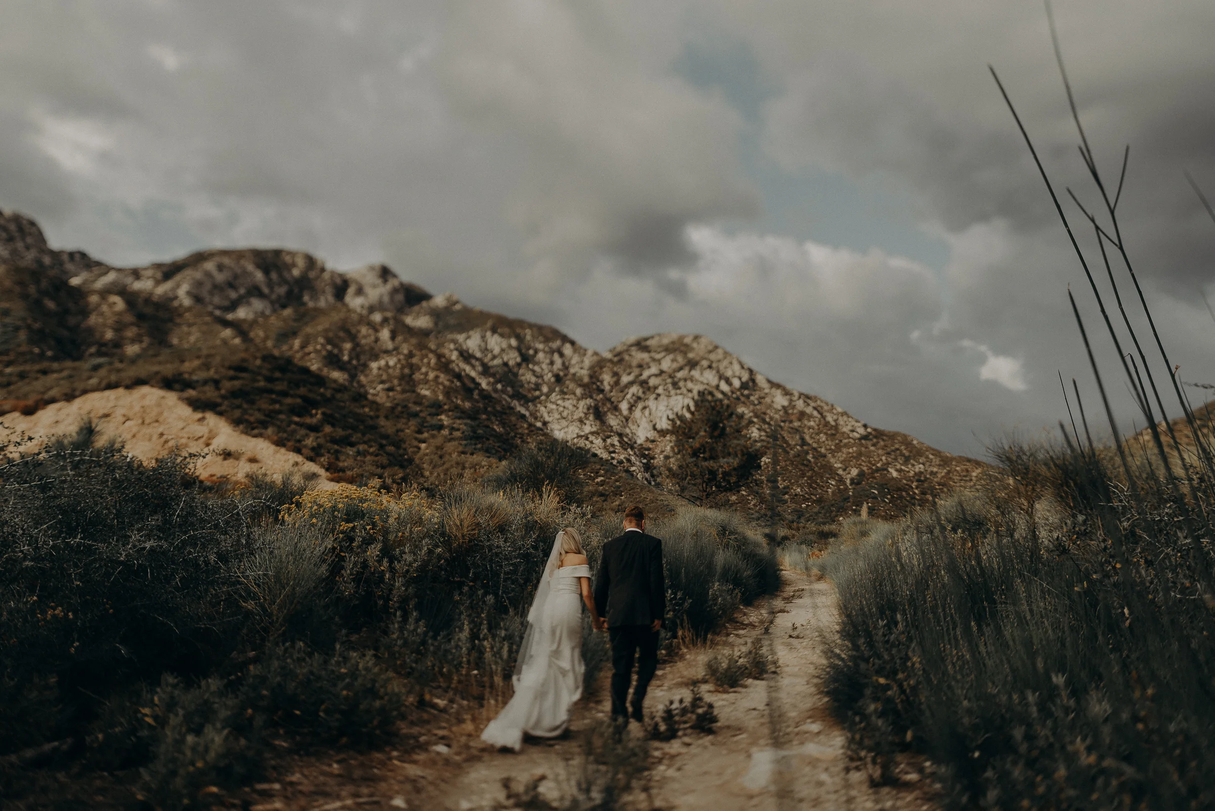 Isaiah + Taylor Photography - Los Angeles Wedding Photographer-099.jpg