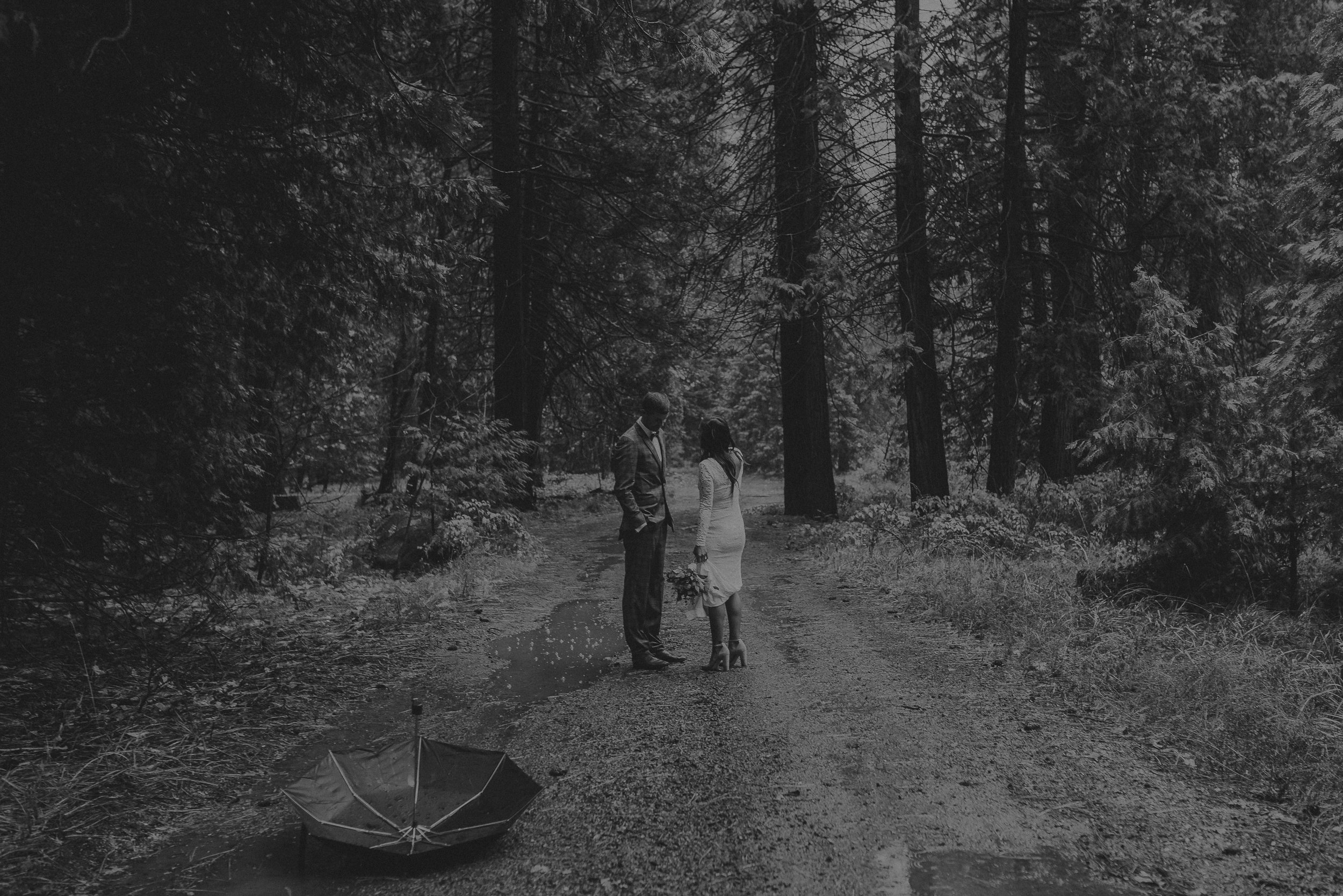 Isaiah + Taylor Photography - Yosemite Elopement - Los Angeles Wedding Photographer-14.jpg