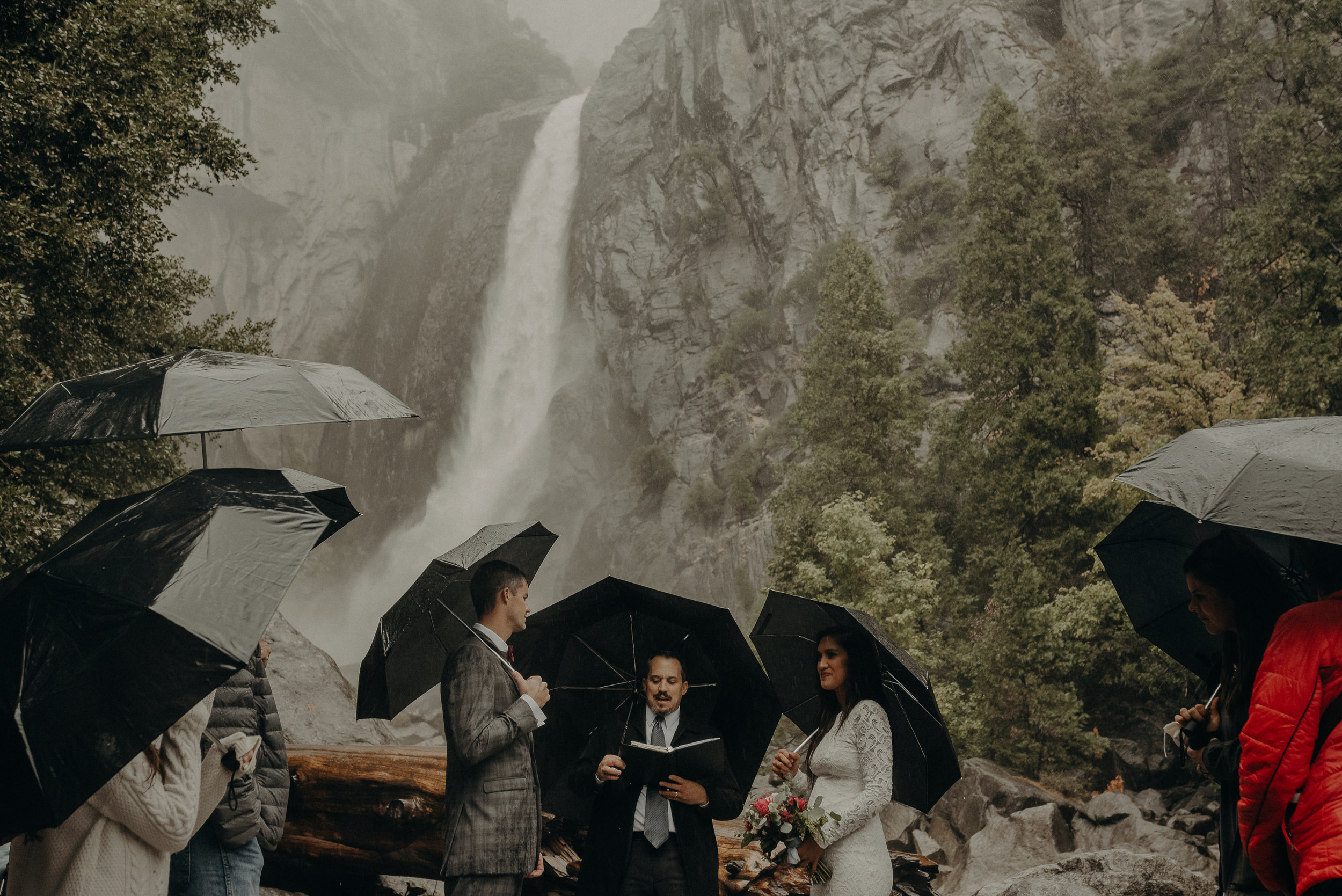 Isaiah + Taylor Photography - Yosemite Elopement - Los Angeles Wedding Photographer-28.jpg