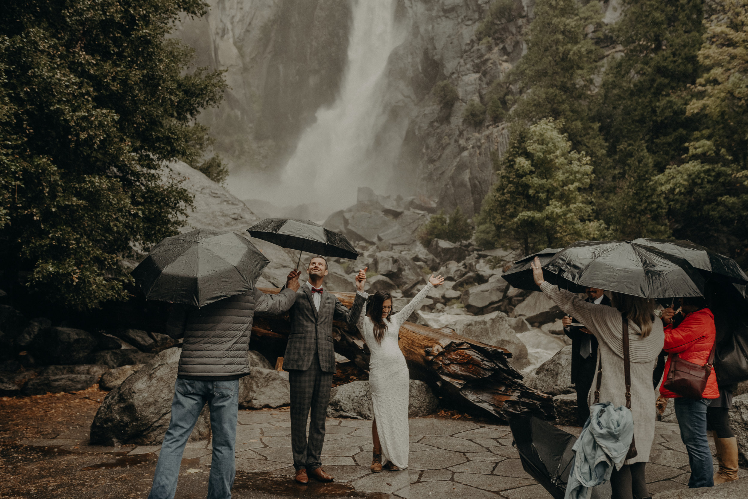 Isaiah + Taylor Photography - Yosemite Elopement - Los Angeles Wedding Photographer-37.jpg