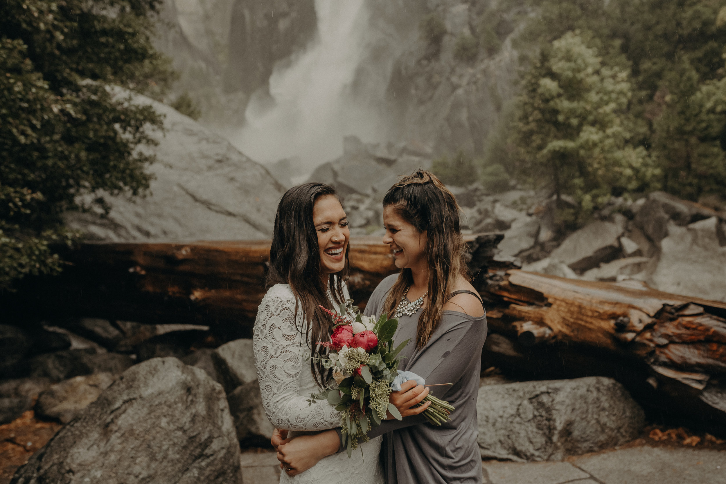 Isaiah + Taylor Photography - Yosemite Elopement - Los Angeles Wedding Photographer-39.jpg