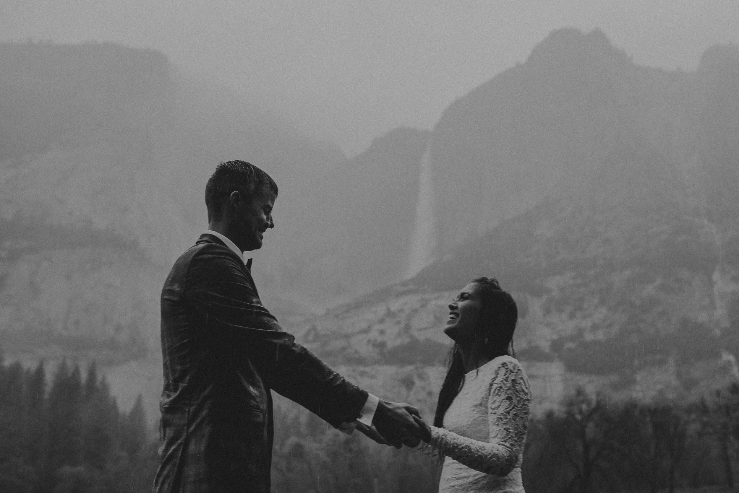 Isaiah + Taylor Photography - Yosemite Elopement - Los Angeles Wedding Photographer-61.jpg