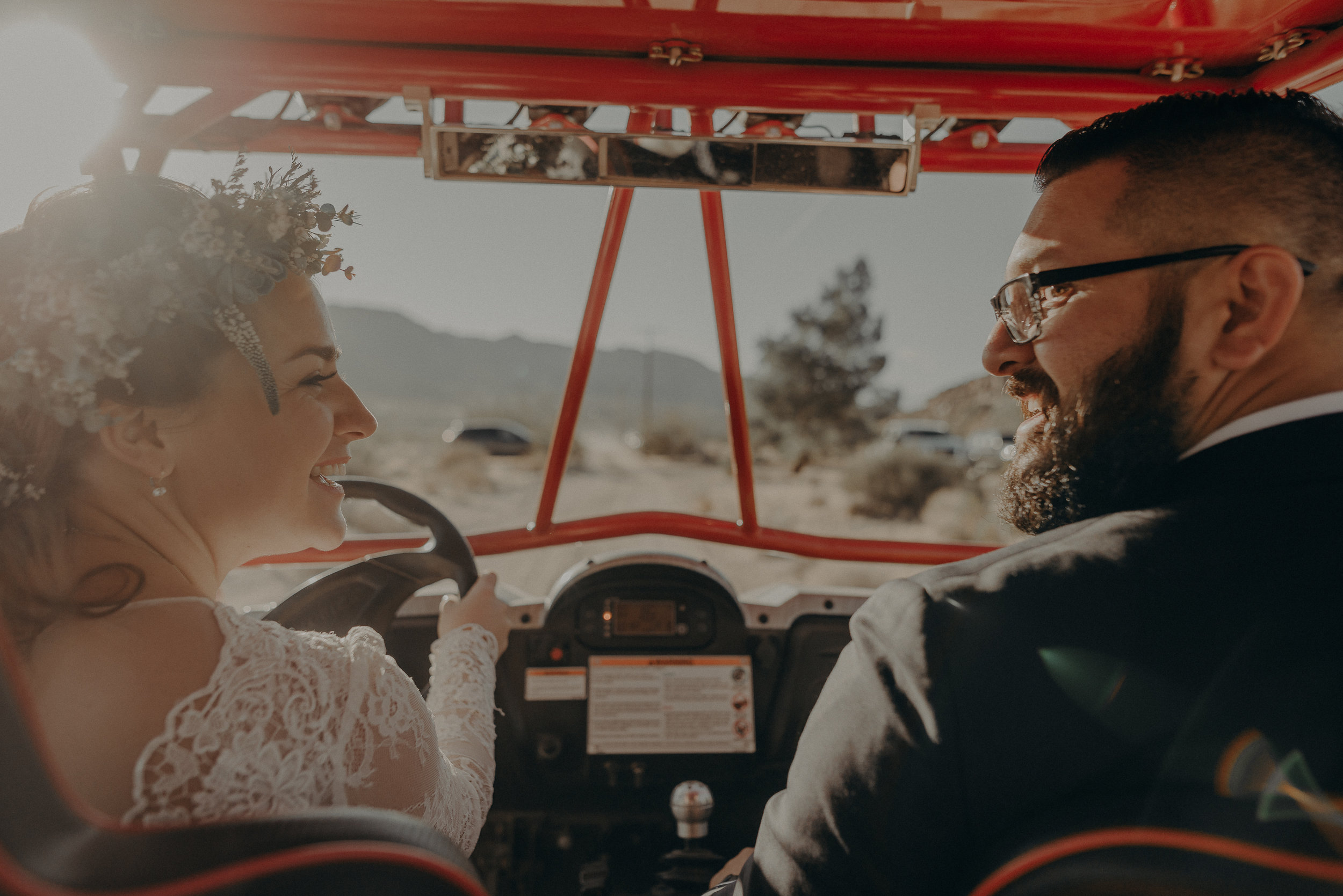 ©Isaiah + Taylor Photography - Joshua Tree Wedding Elopement-085.jpg