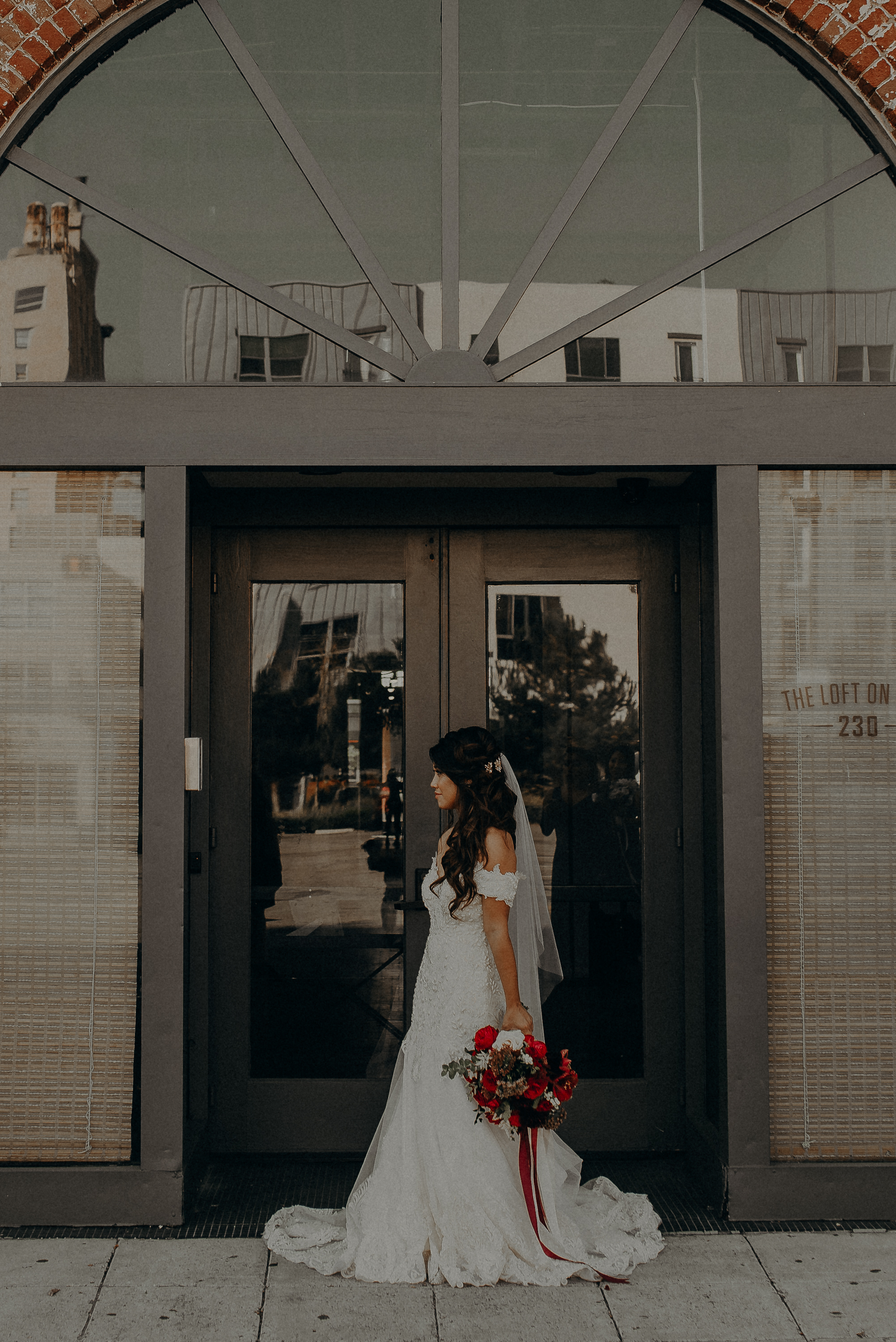 ©Isaiah + Taylor Photography - the Loft on Pine Wedding, Long Beach Wedding Photographer-095.jpg