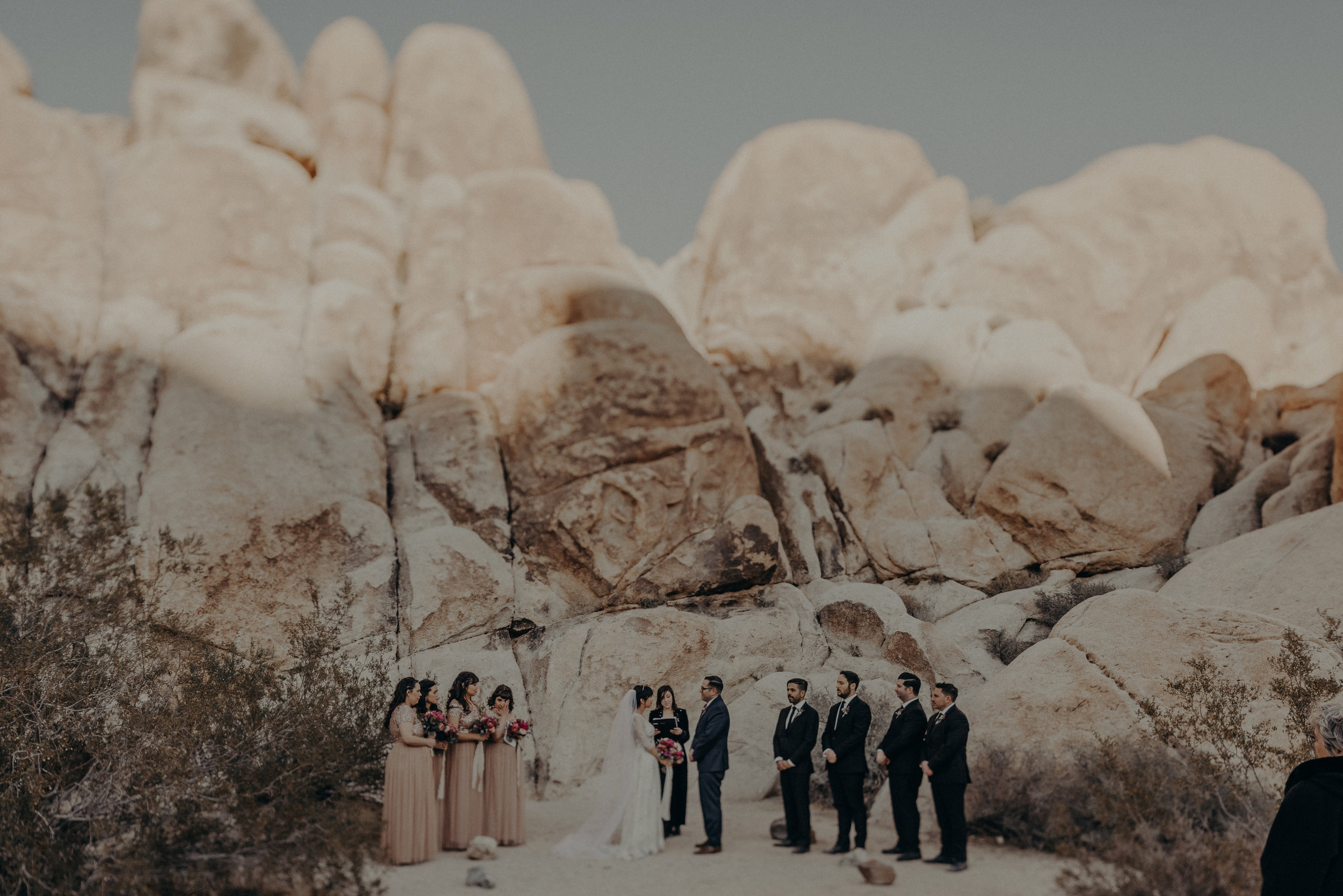 small elopement in Joshua Tree Indian cove