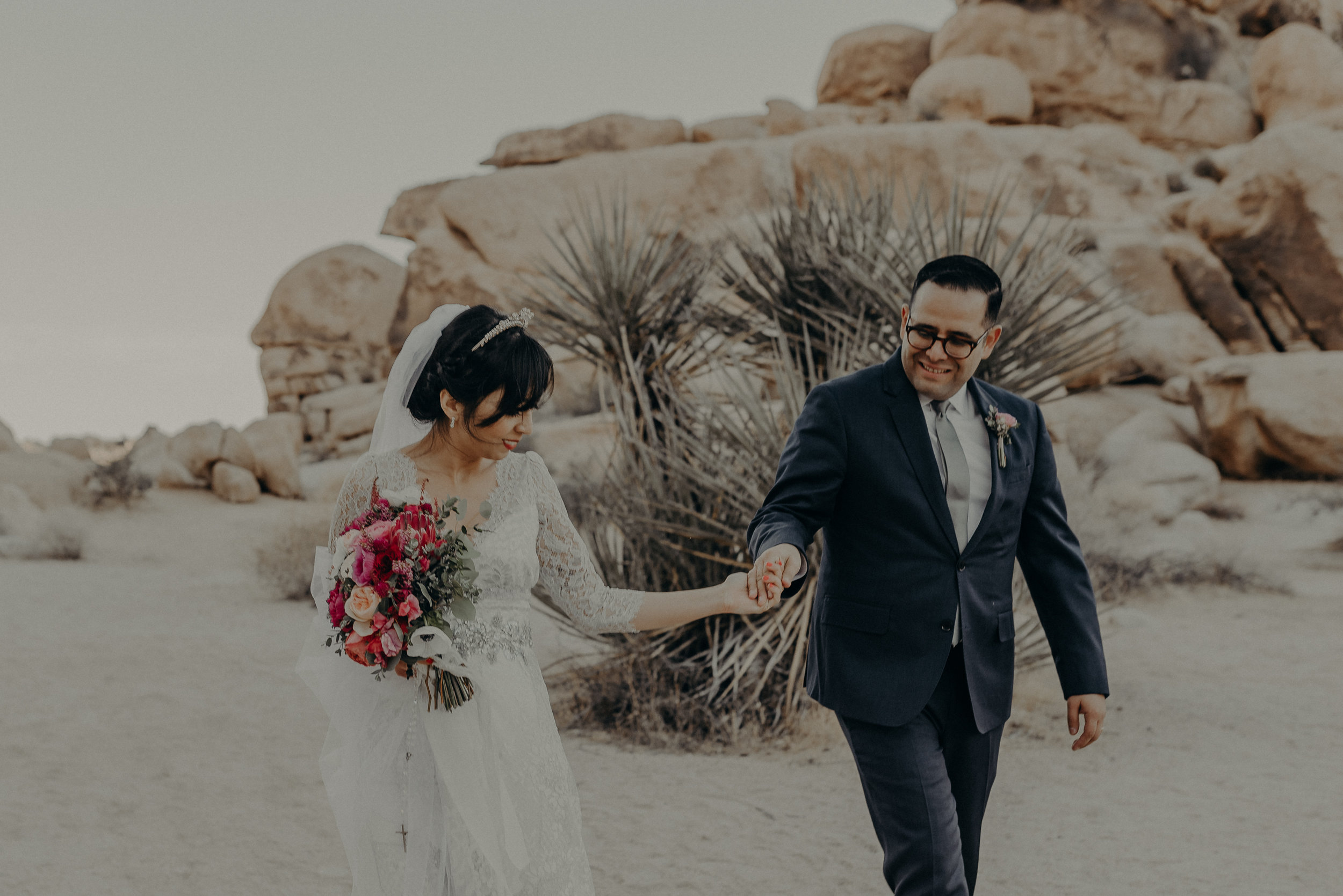 © Isaiah + Taylor Photography - Long Beach Wedding Photographer - Joshua Tree Elopement-117.jpg