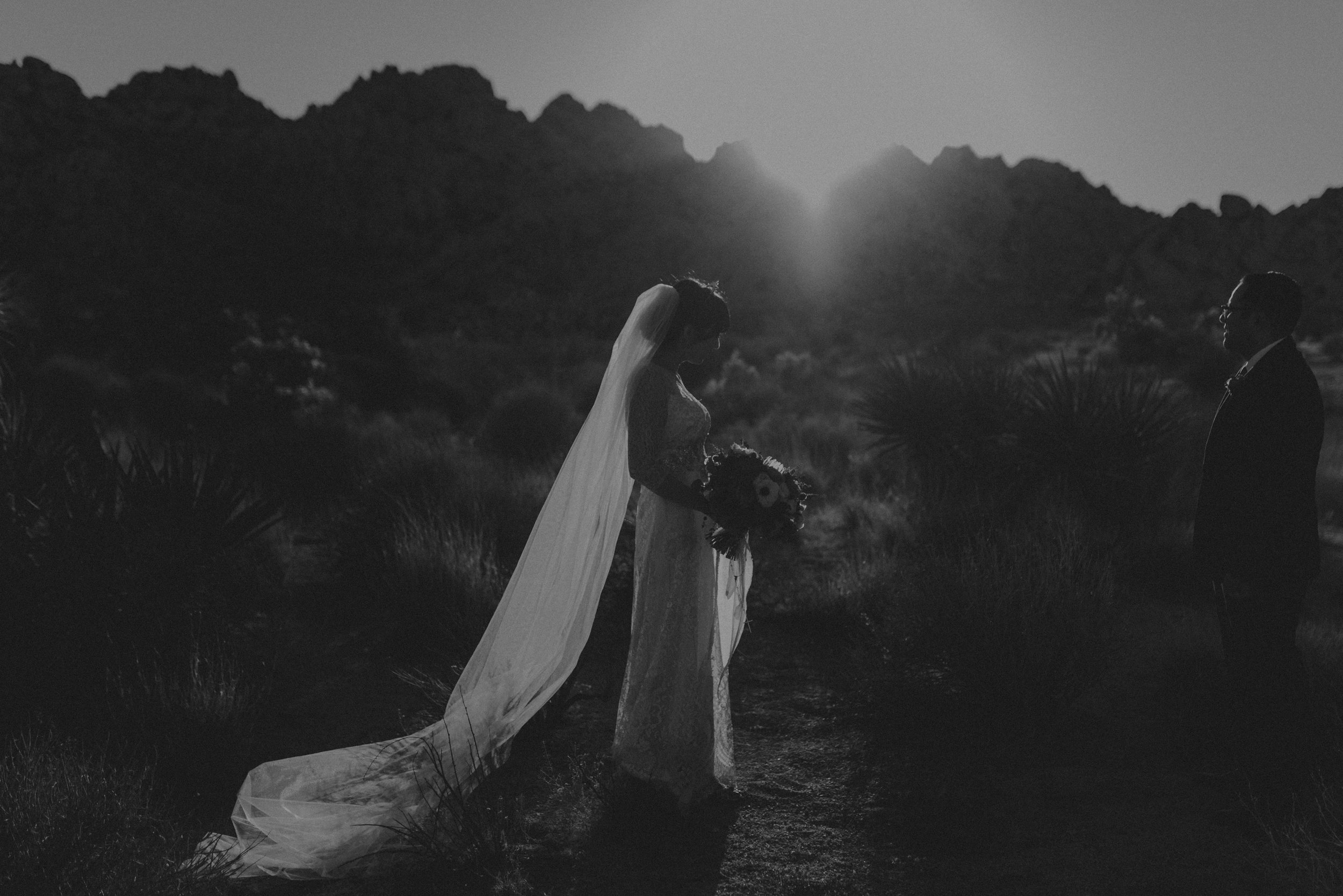 © Isaiah + Taylor Photography - Long Beach Wedding Photographer - Joshua Tree Elopement-139.jpg