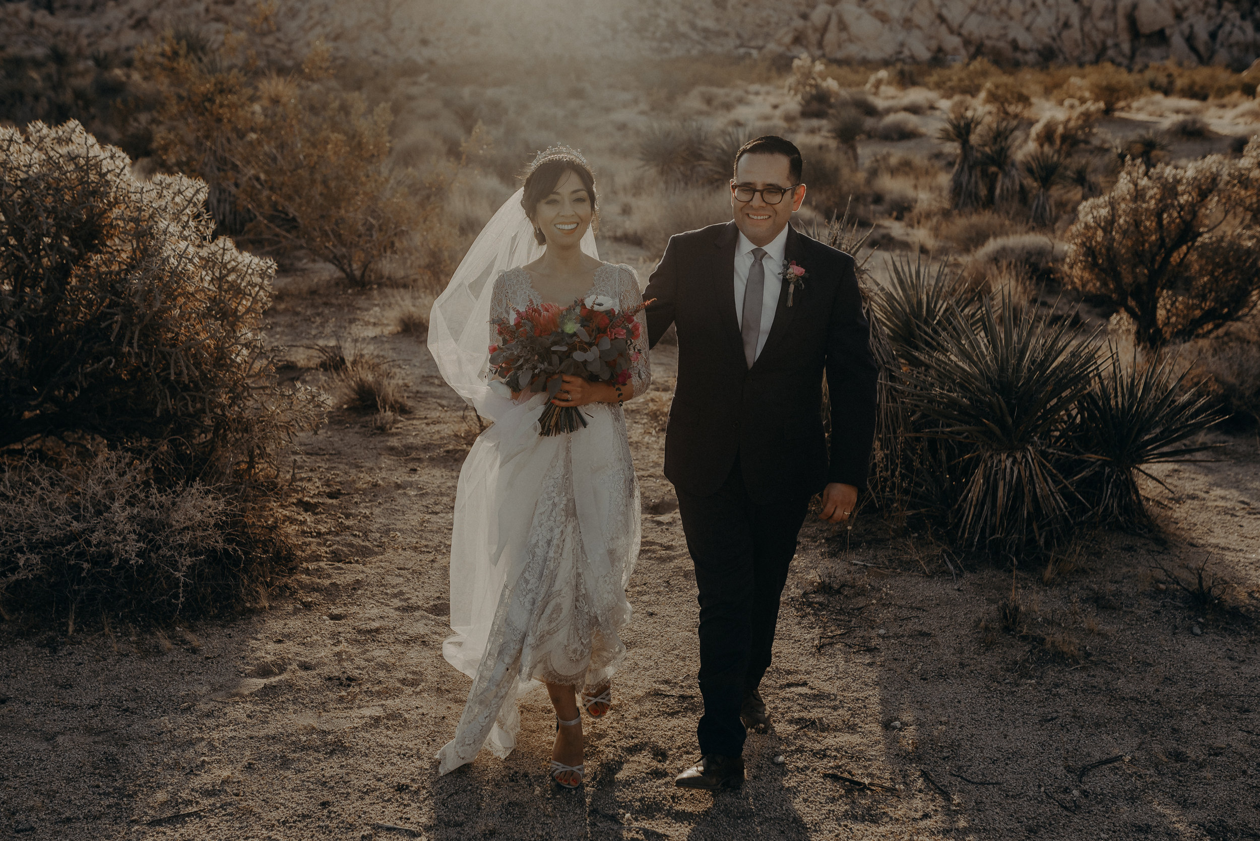 © Isaiah + Taylor Photography - Long Beach Wedding Photographer - Joshua Tree Elopement-152.jpg