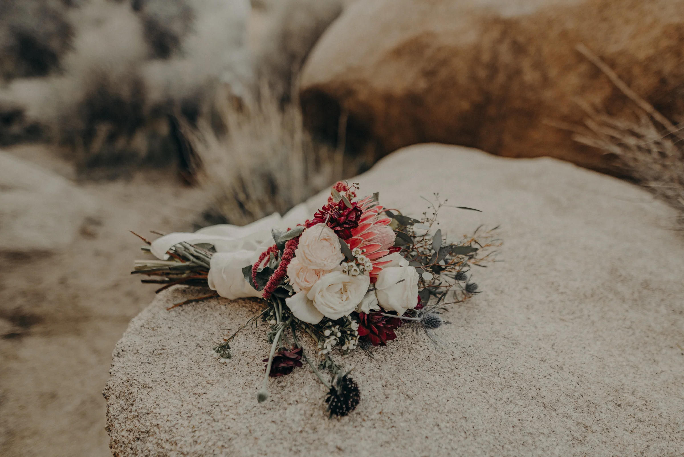 Joshua Tree Elopement - Los Angeles Wedding Photographers - IsaiahAndTaylor.com-004.jpg