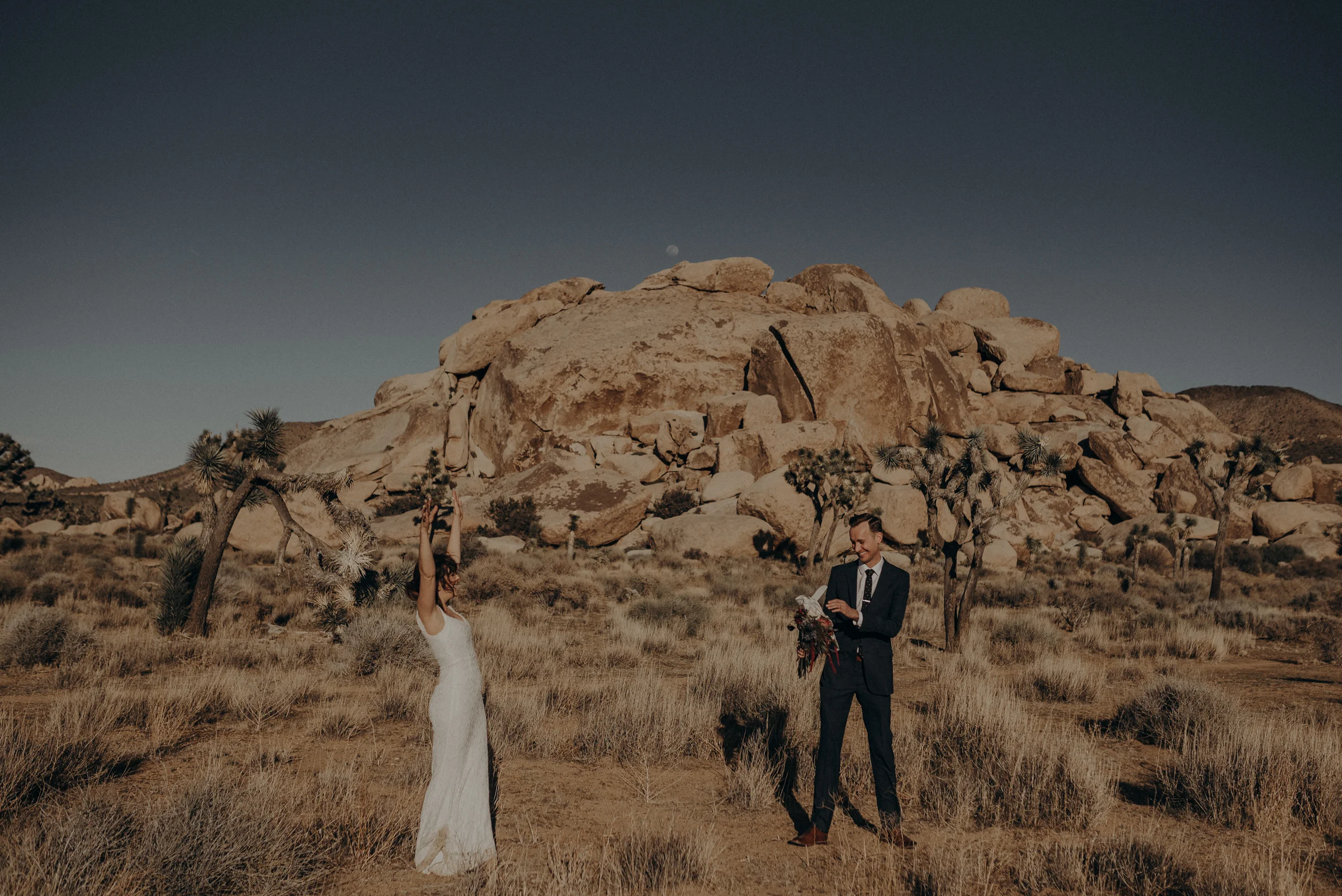 Joshua Tree Elopement - Los Angeles Wedding Photographers - IsaiahAndTaylor.com-012.jpg