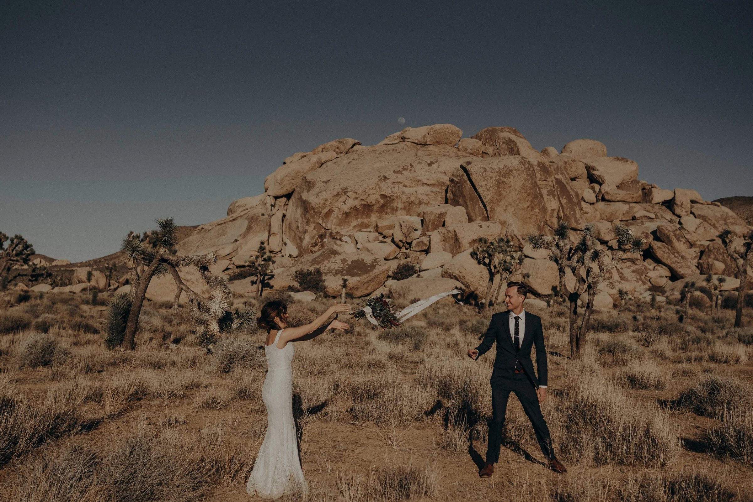 Joshua Tree Elopement - Los Angeles Wedding Photographers - IsaiahAndTaylor.com-013.jpg