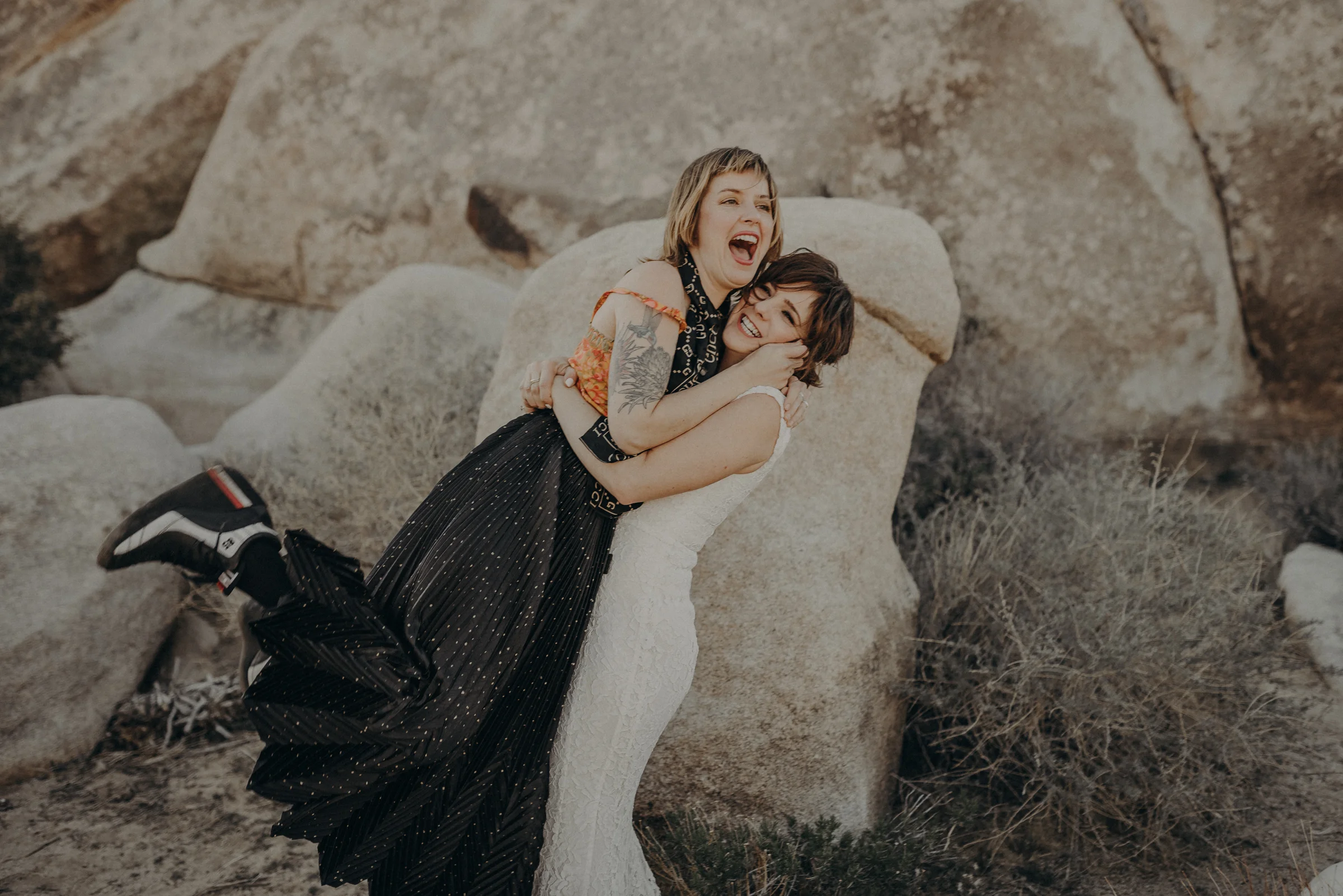 Joshua Tree Elopement - Los Angeles Wedding Photographers - IsaiahAndTaylor.com-052.jpg