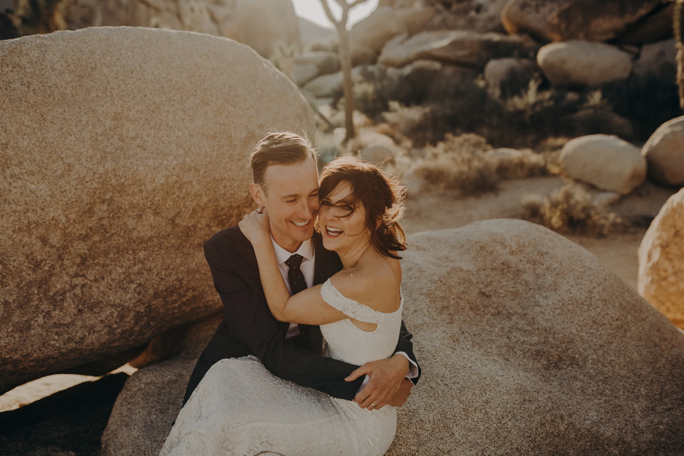 Joshua Tree Elopement - Los Angeles Wedding Photographers - IsaiahAndTaylor.com-078.jpg