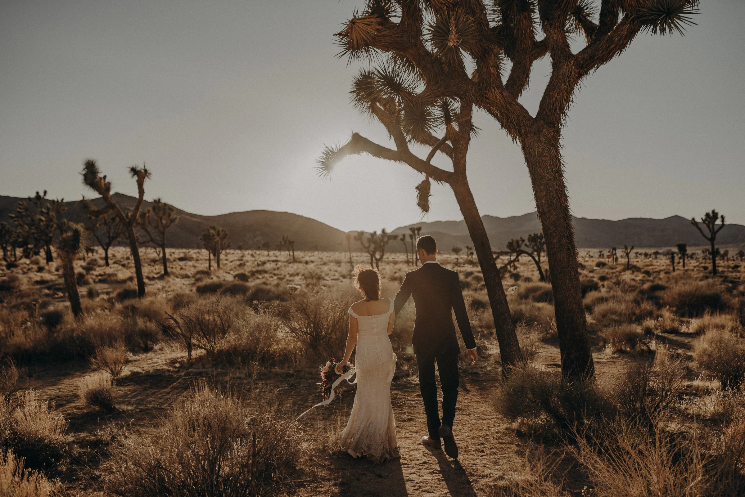 Joshua Tree Elopement - Los Angeles Wedding Photographers - IsaiahAndTaylor.com-093.jpg